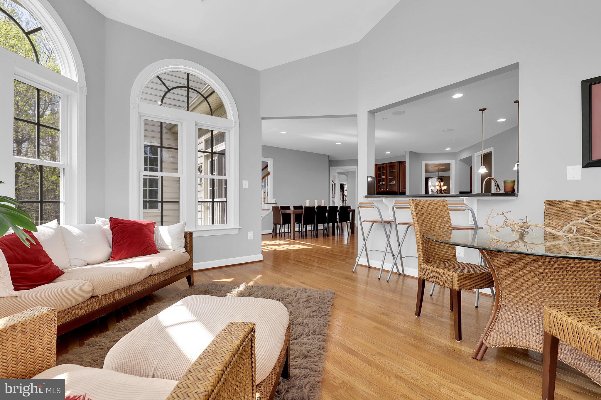 OAK CREEK CLUB - Residential