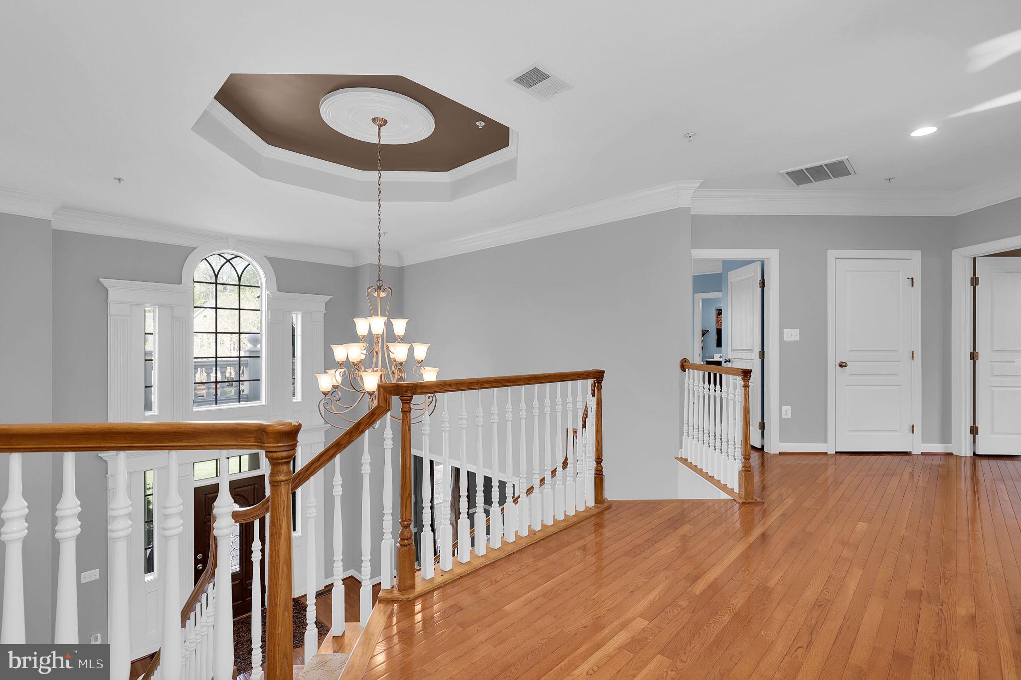 OAK CREEK CLUB - Residential