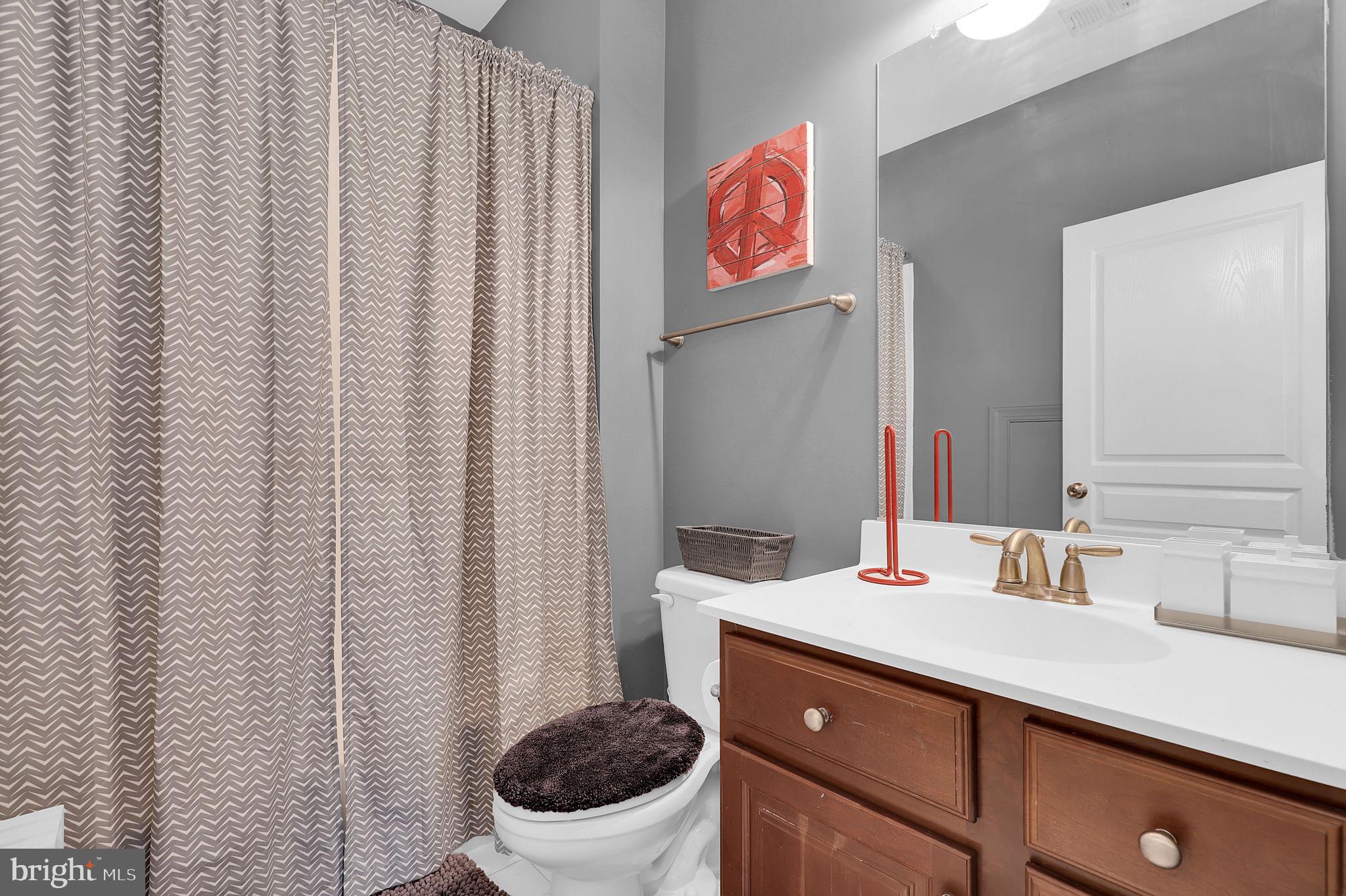 OAK CREEK CLUB - Residential