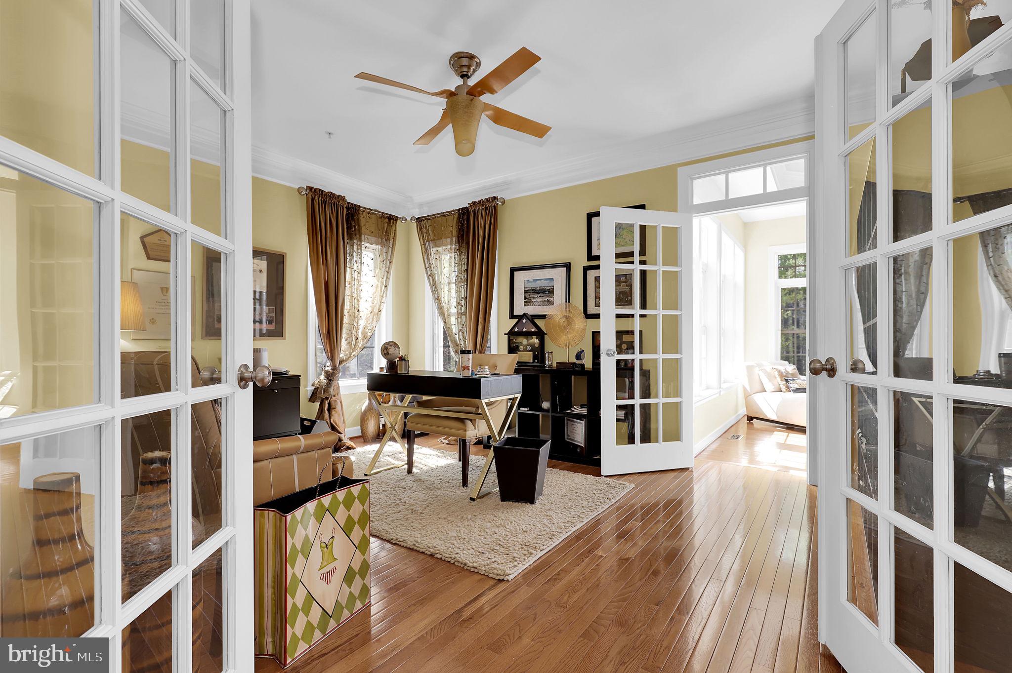 OAK CREEK CLUB - Residential