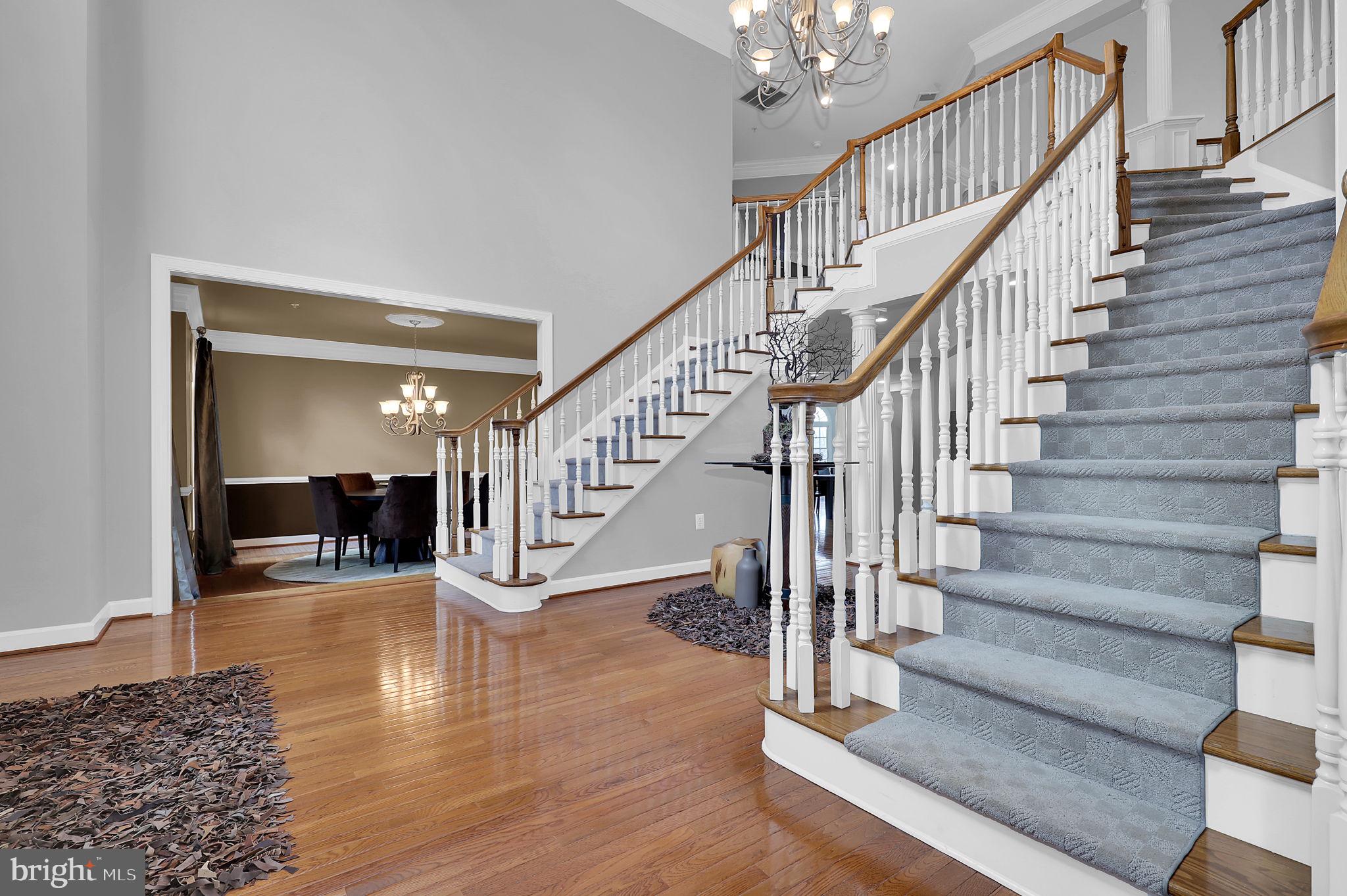 OAK CREEK CLUB - Residential