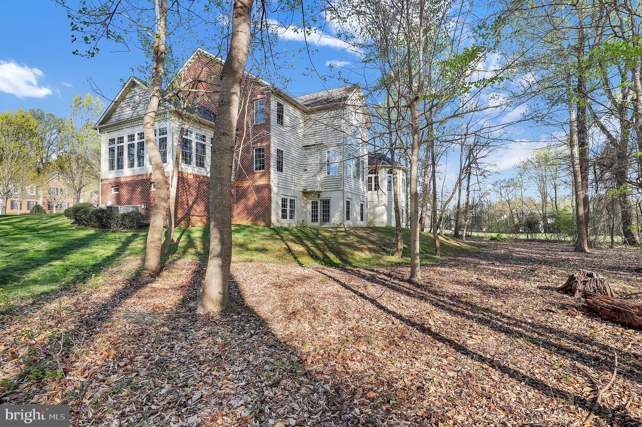 OAK CREEK CLUB - Residential