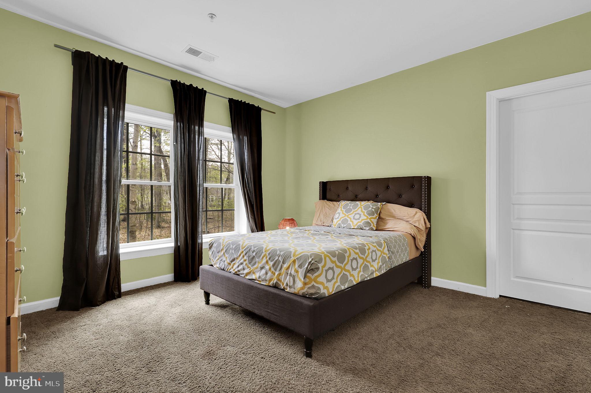 OAK CREEK CLUB - Residential