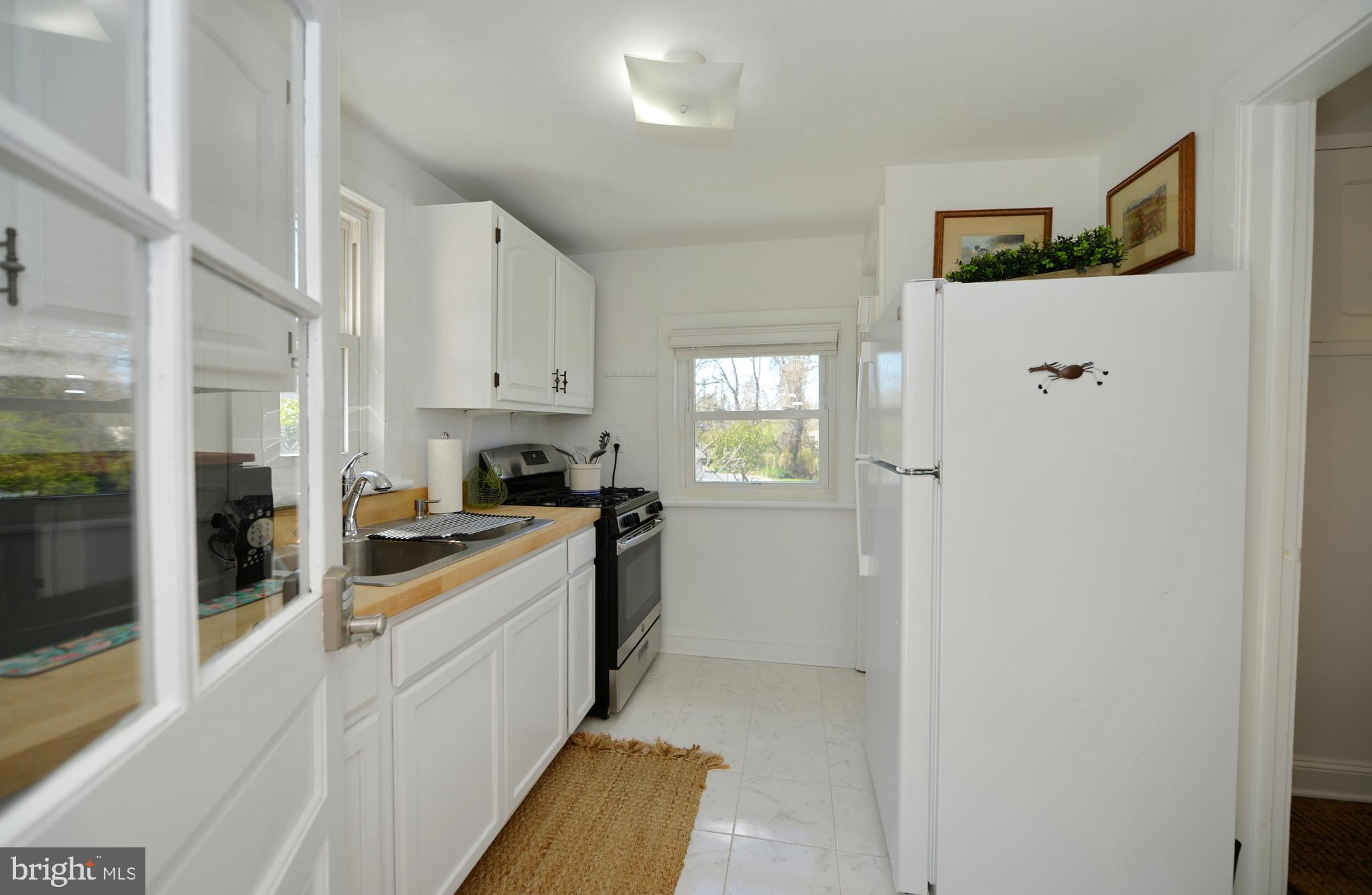 ST LOUIS - Residential Lease