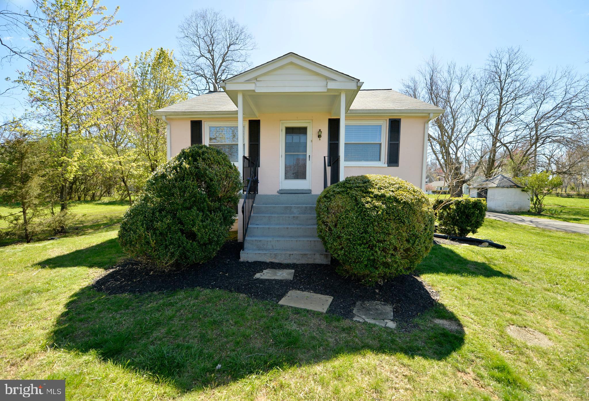 ST LOUIS - Residential Lease