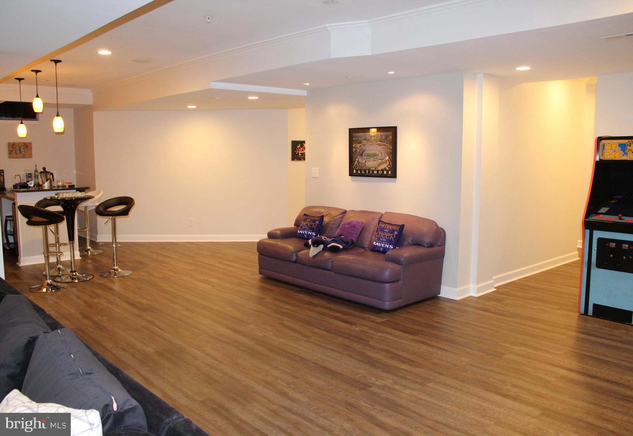 HAMPSTEAD - Residential