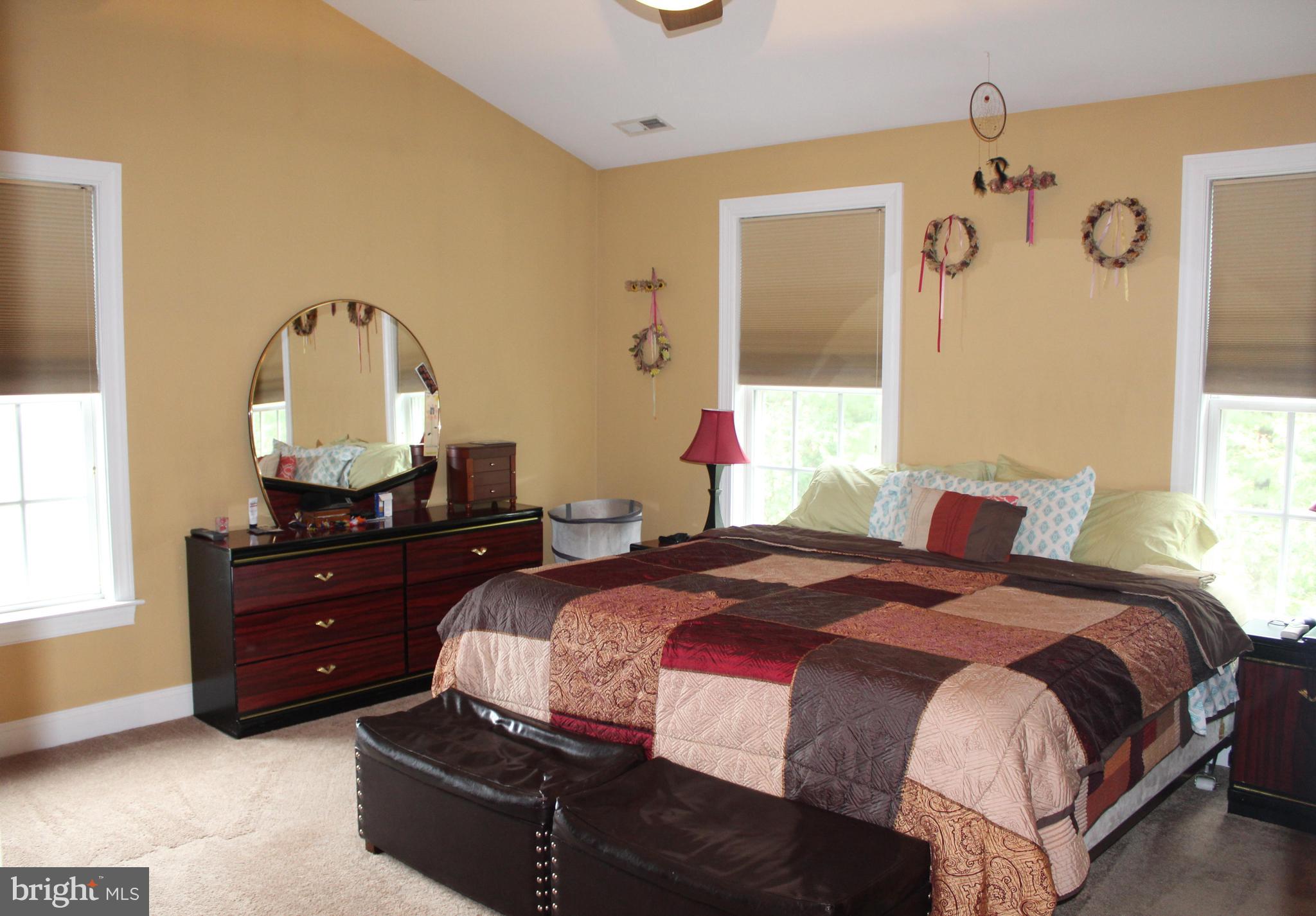 HAMPSTEAD - Residential