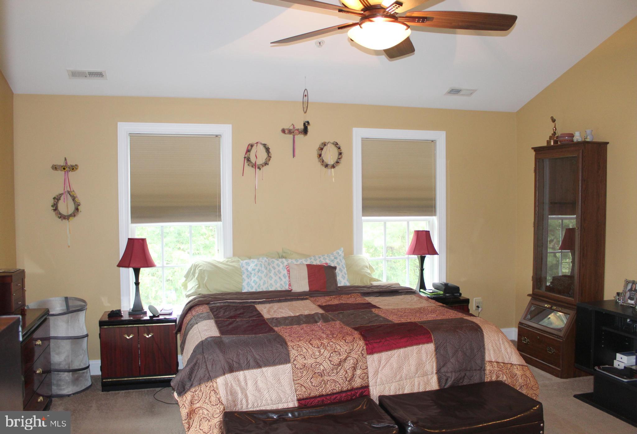 HAMPSTEAD - Residential