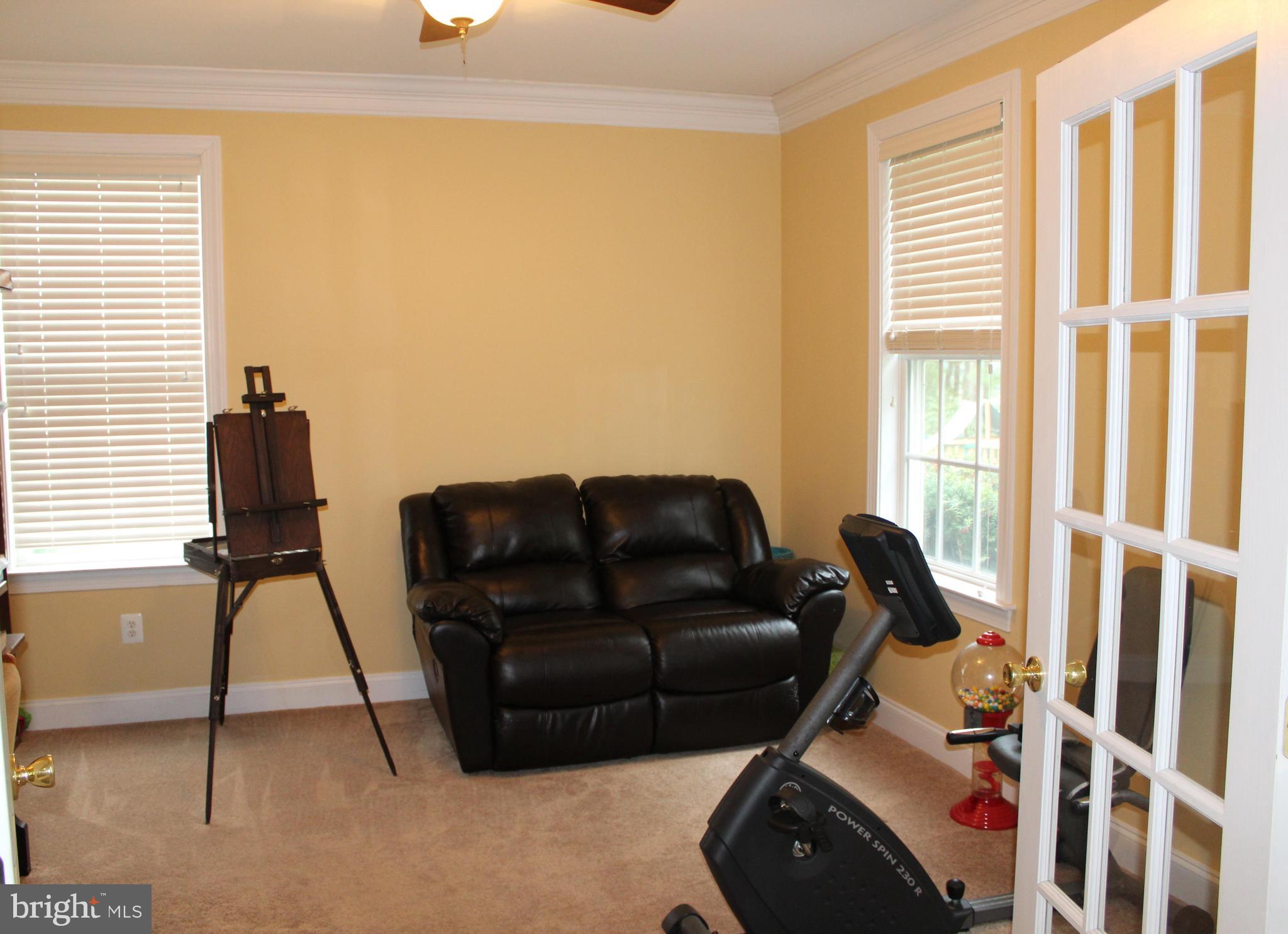 HAMPSTEAD - Residential