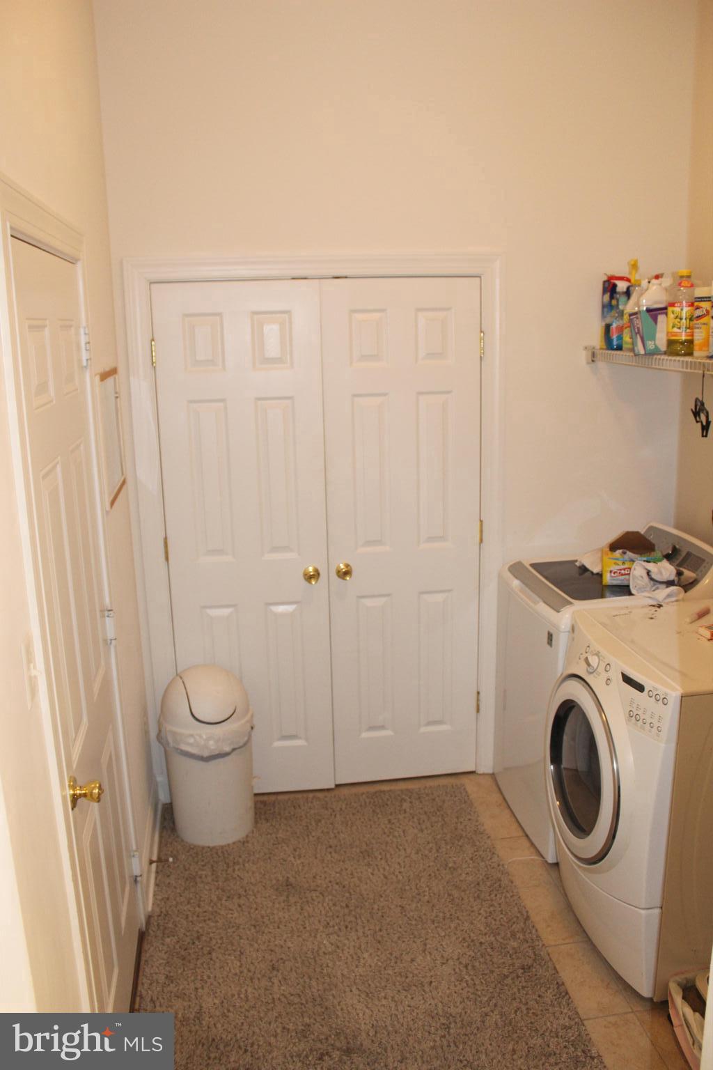 HAMPSTEAD - Residential