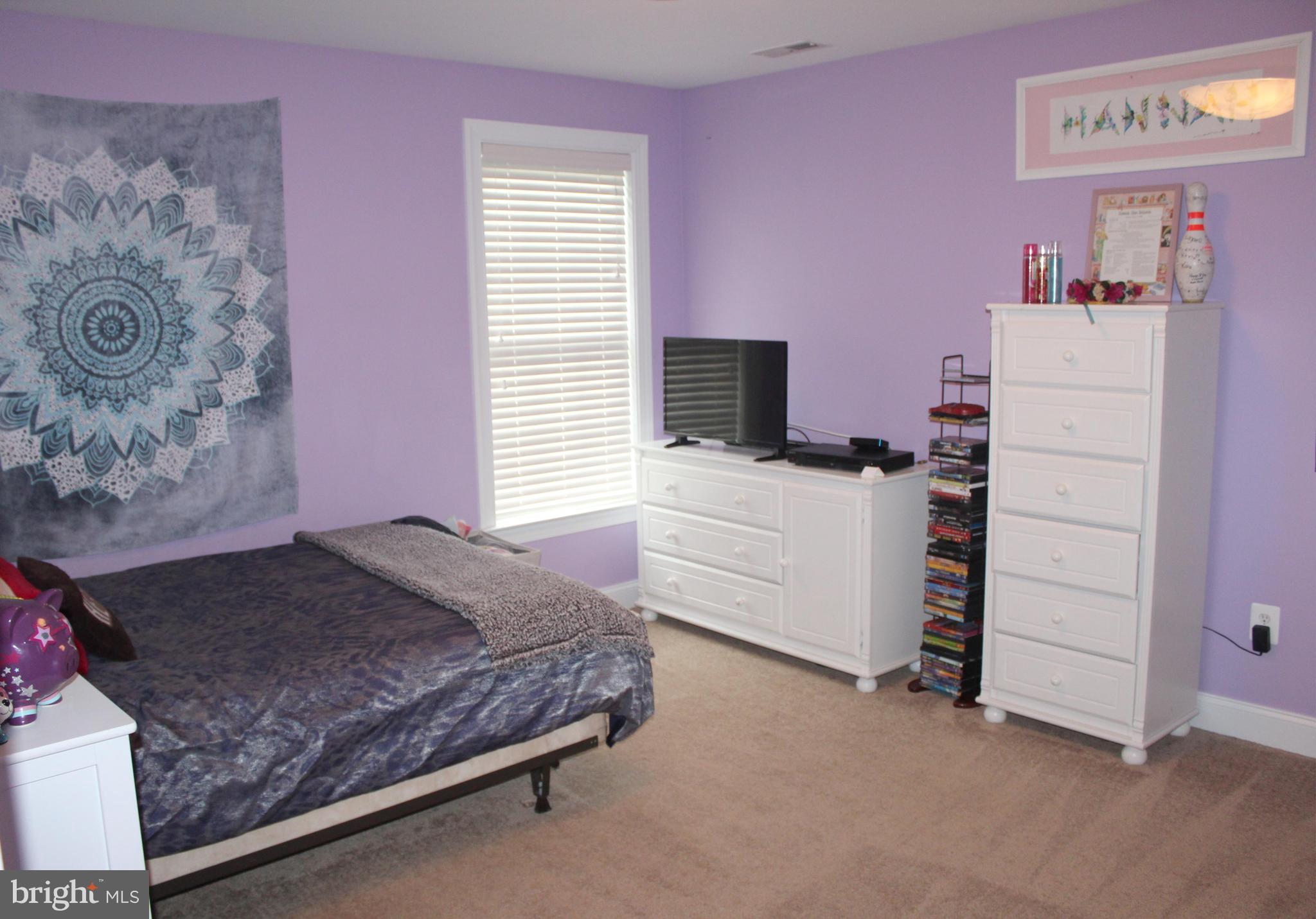 HAMPSTEAD - Residential