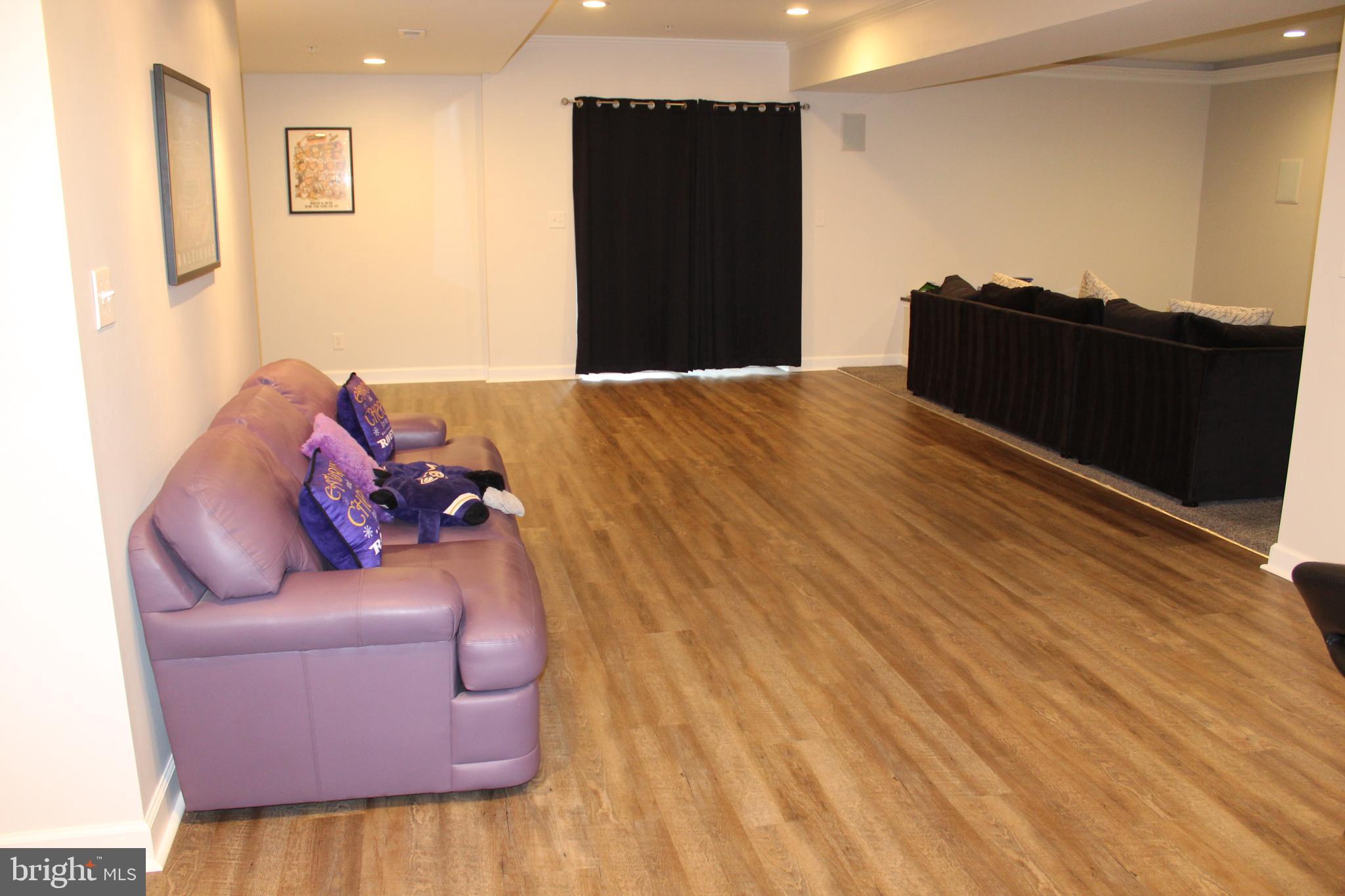 HAMPSTEAD - Residential