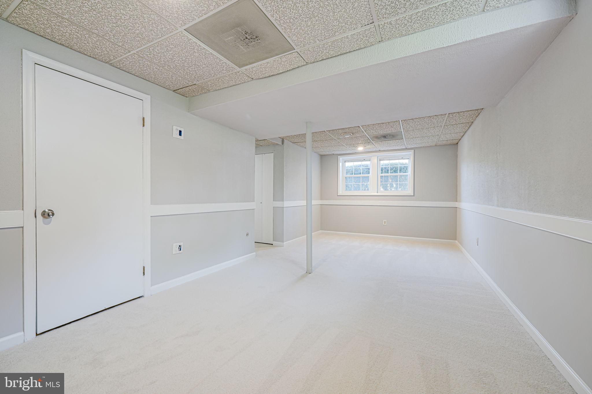 MARLBORO MEADOWS - Residential