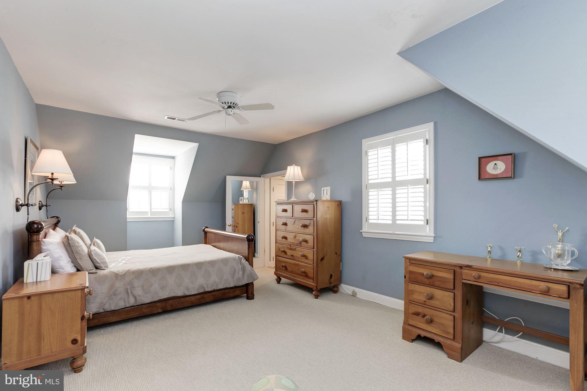 CHEVY CHASE - Residential