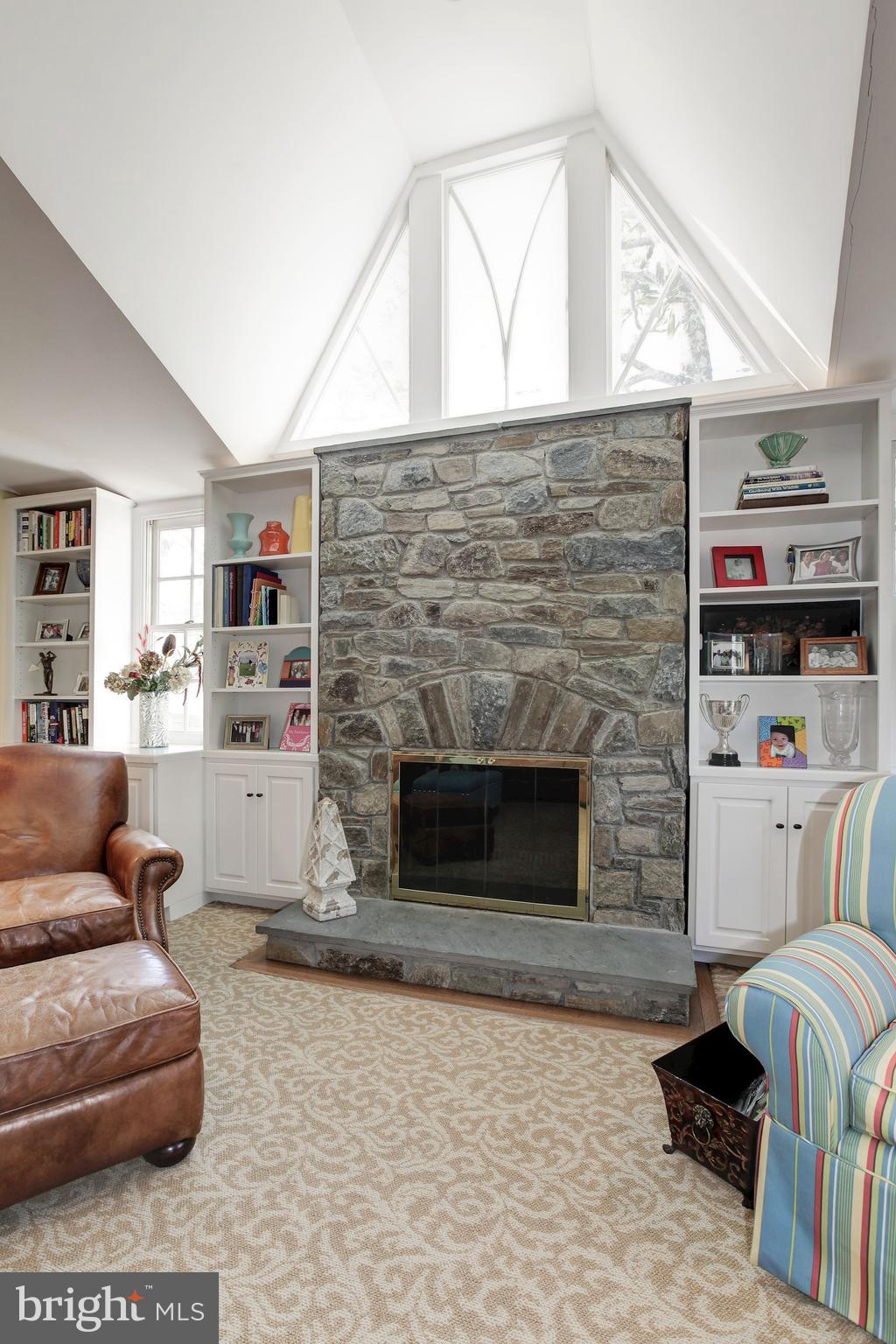 CHEVY CHASE - Residential