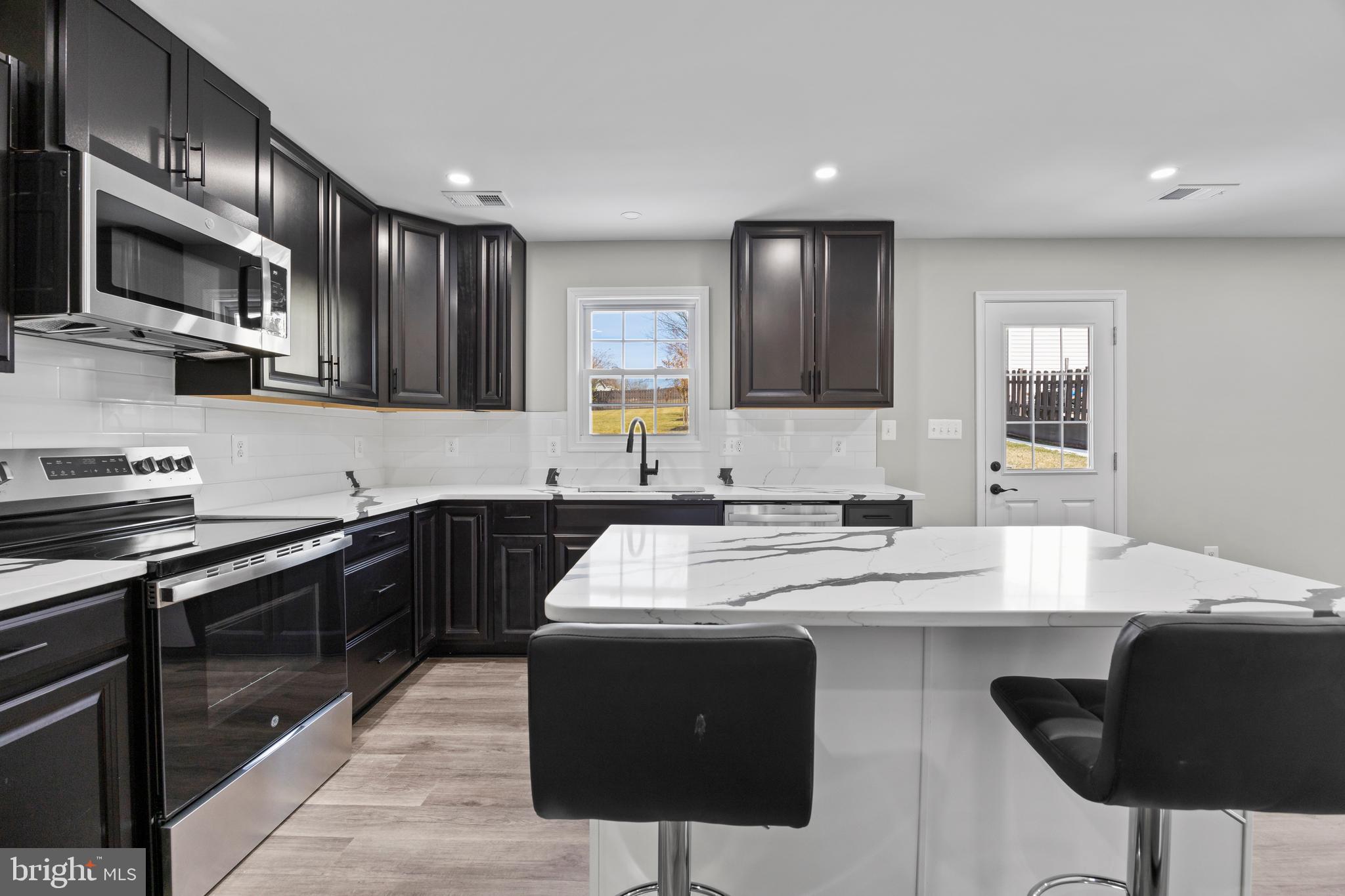 MANASSAS PARK - Residential