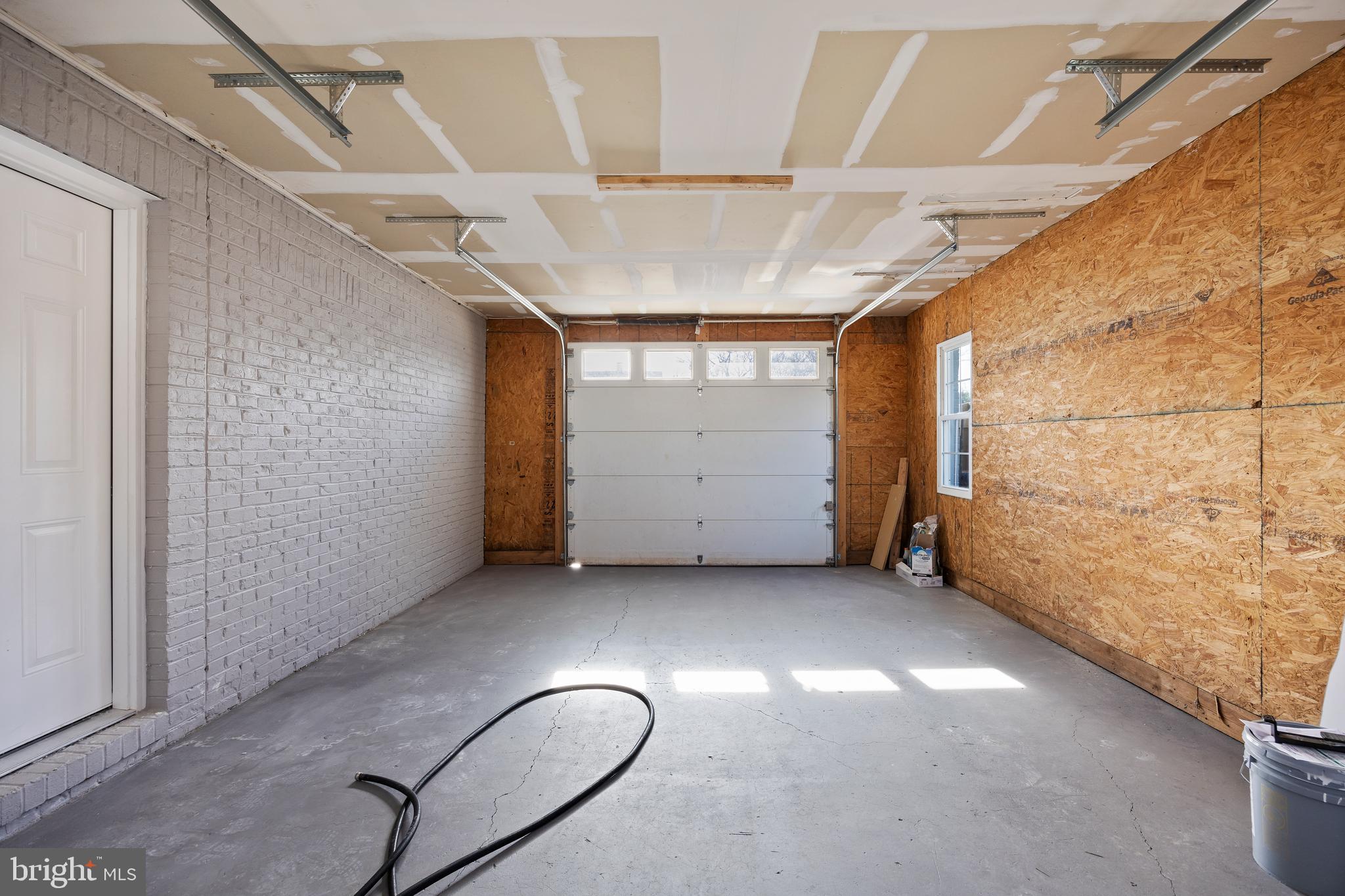 MANASSAS PARK - Residential