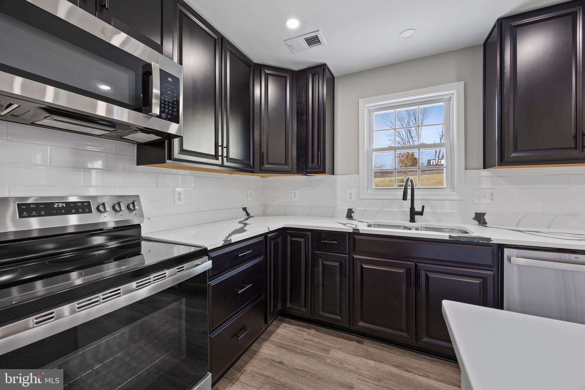 MANASSAS PARK - Residential