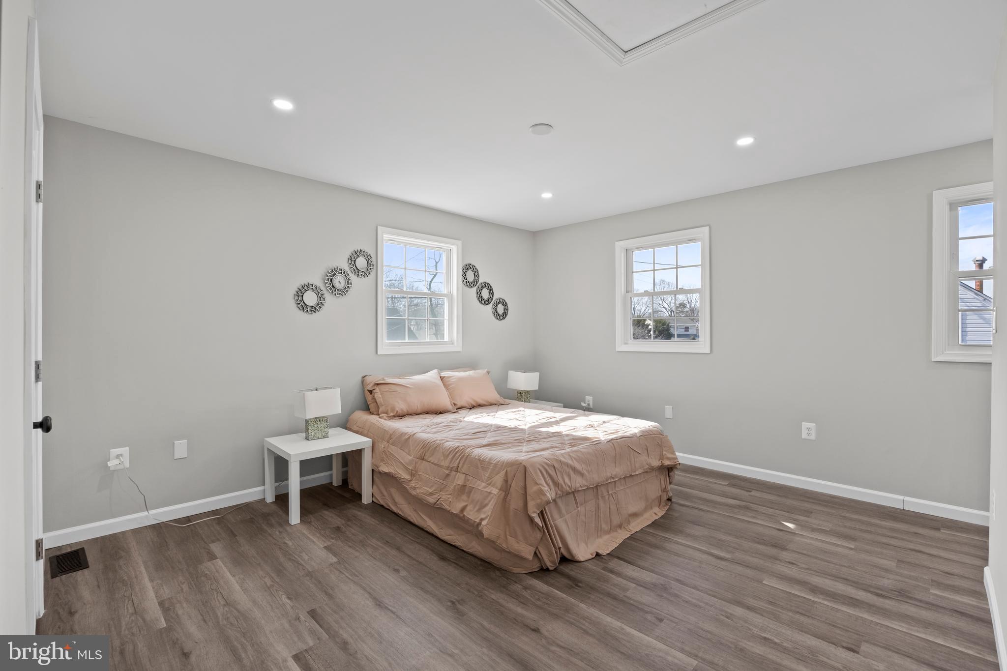 MANASSAS PARK - Residential