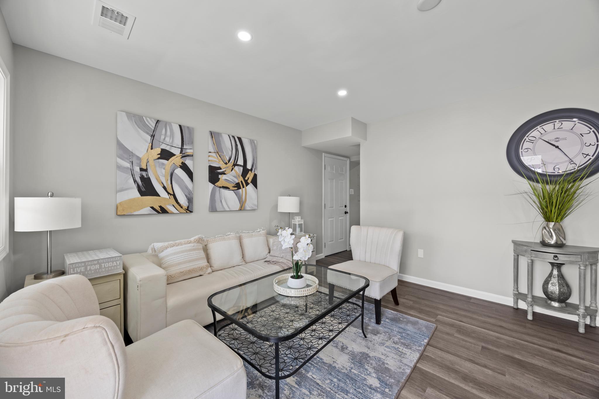 MANASSAS PARK - Residential