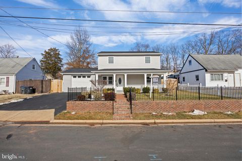 186 LAMBERT DRIVE MANASSAS PARK VA 20111