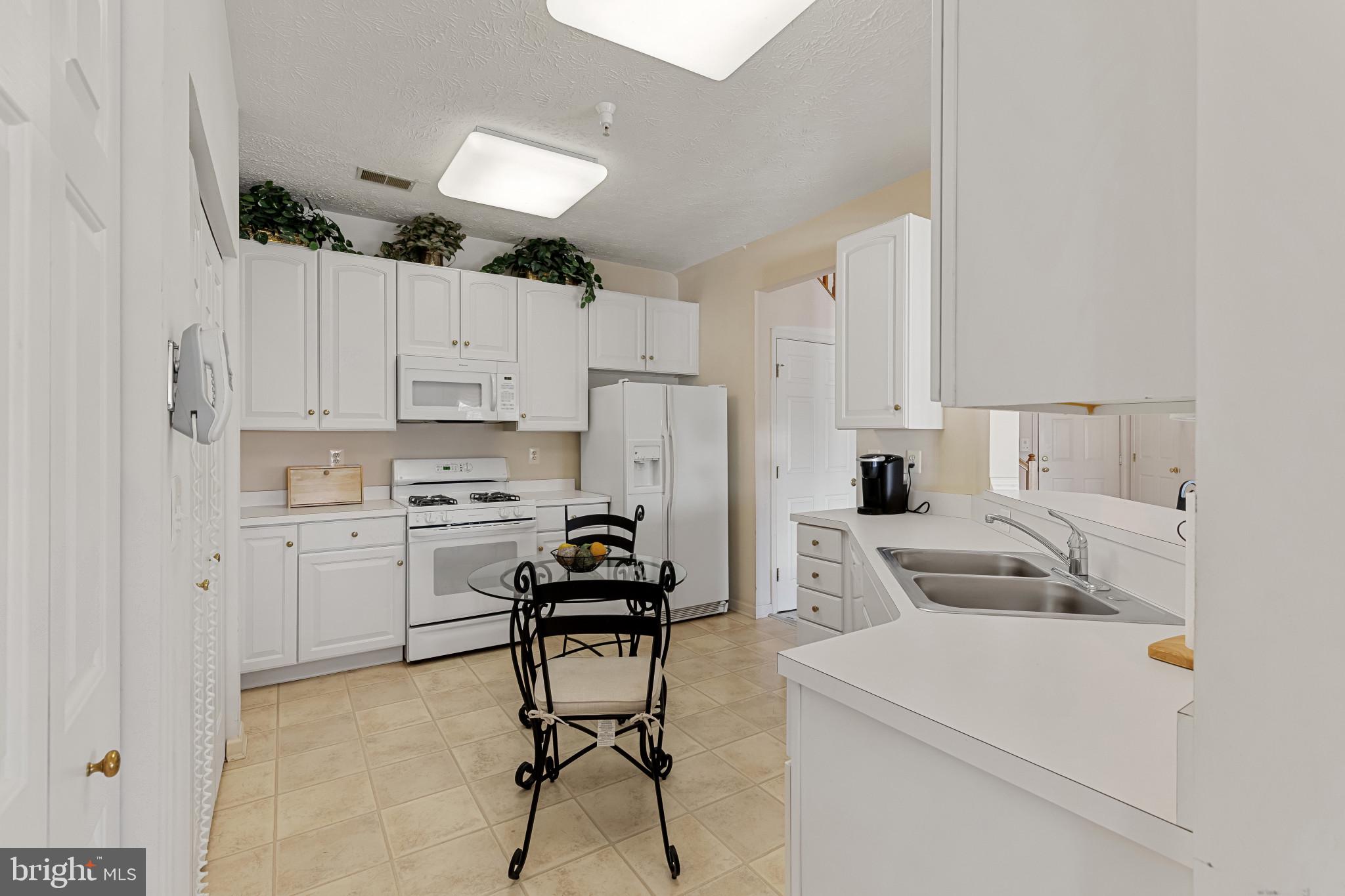 PERRY HALL FARMS - Residential