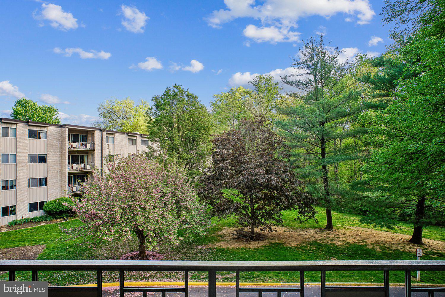 BETHESDA PARK - Residential