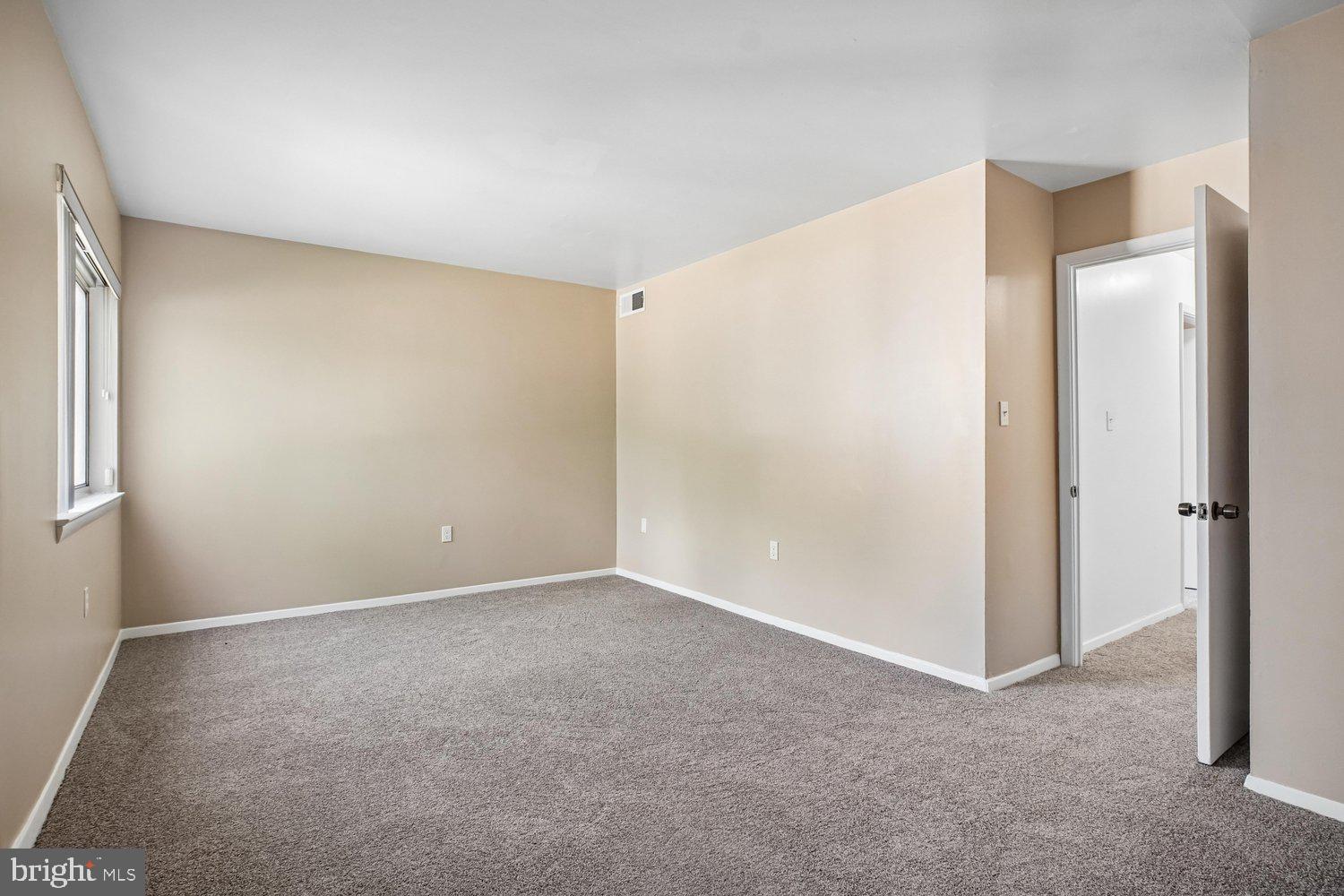 BETHESDA PARK - Residential