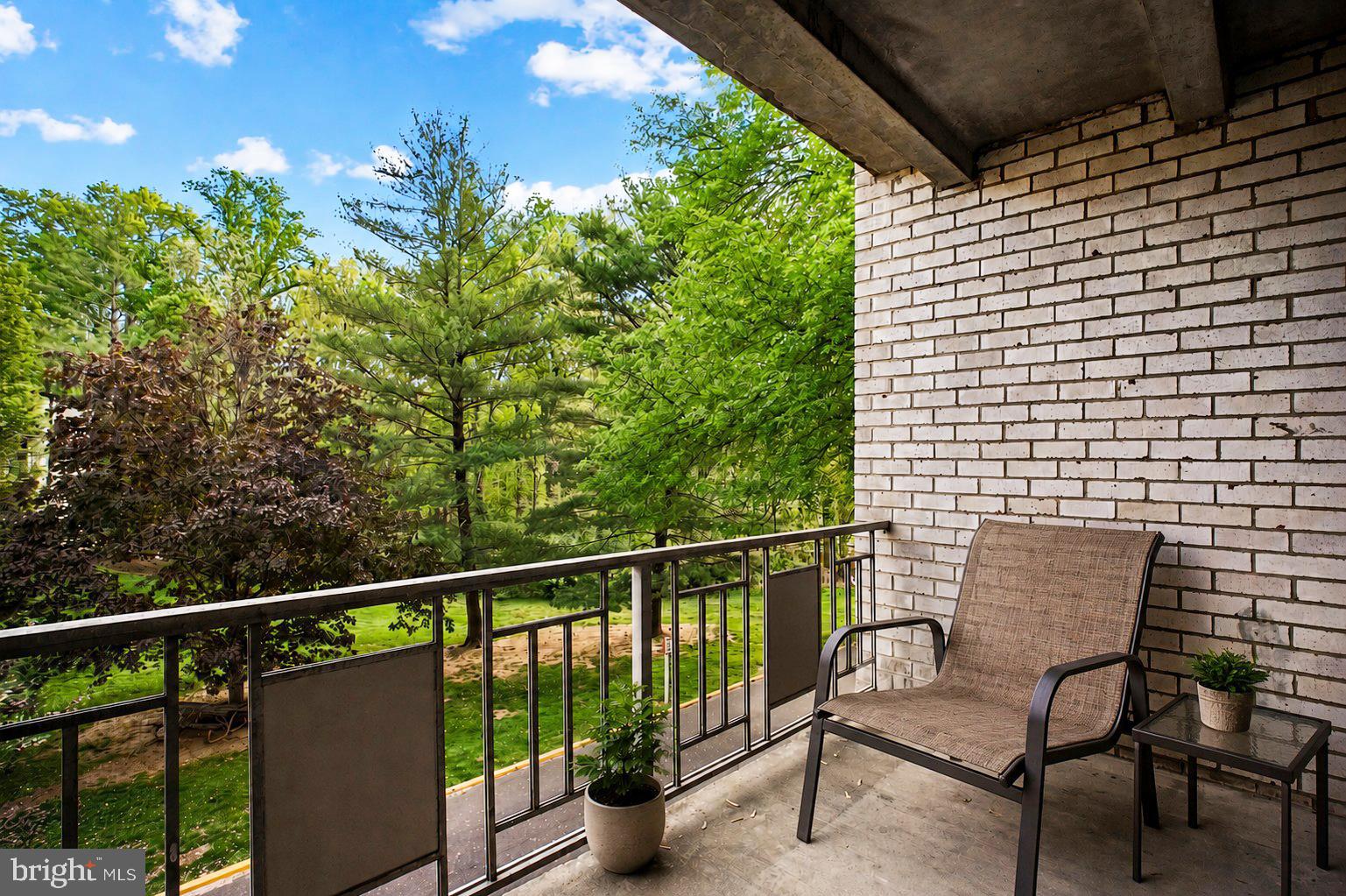 BETHESDA PARK - Residential