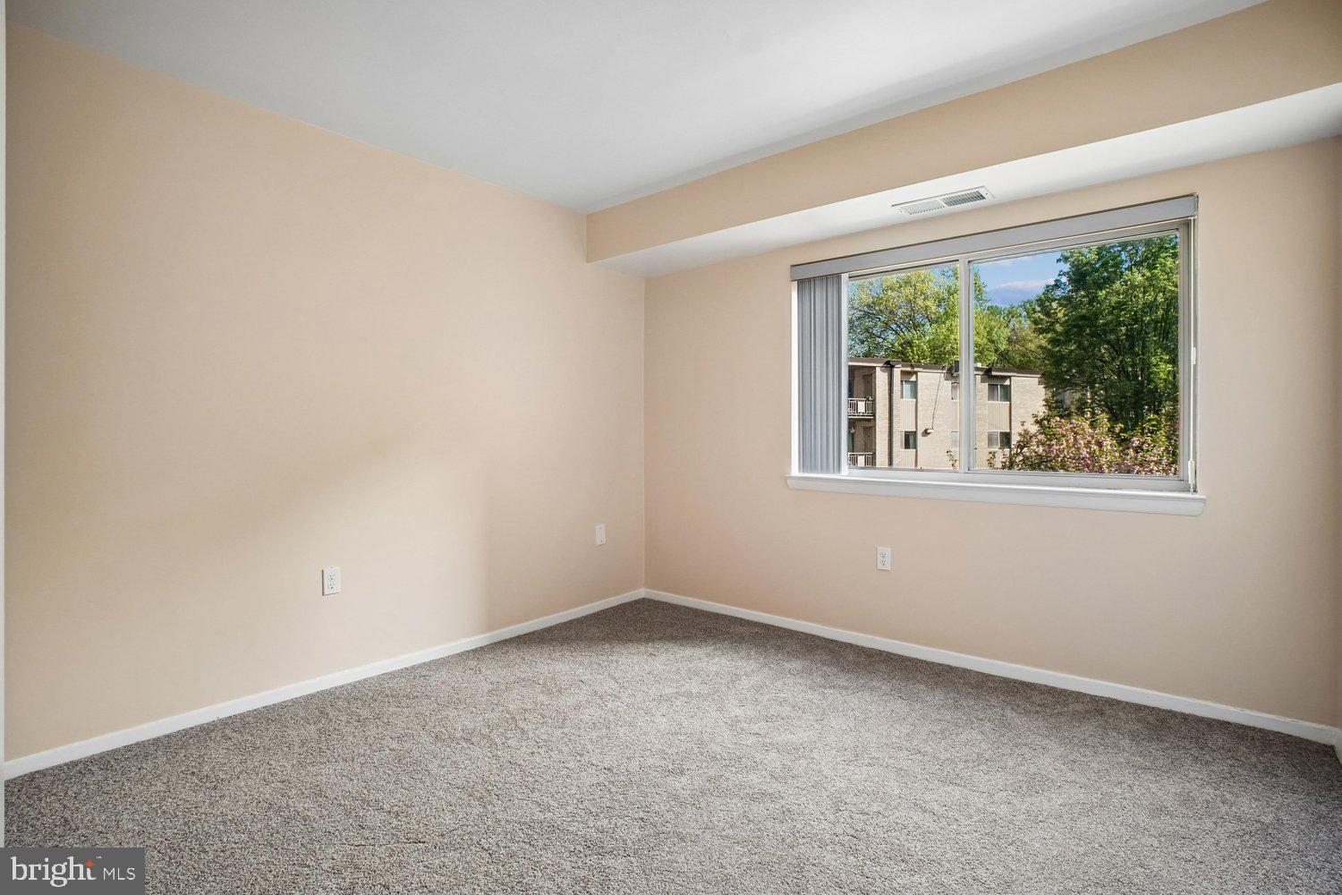 BETHESDA PARK - Residential