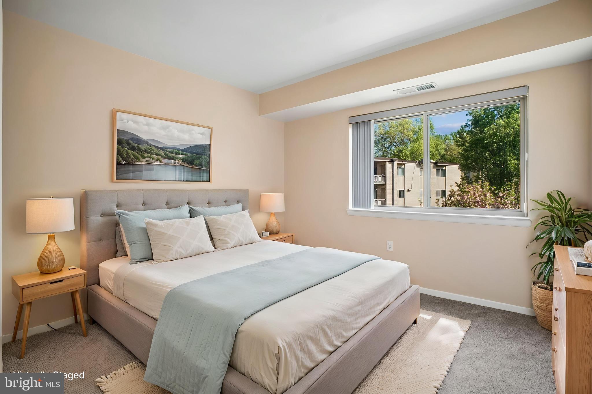 BETHESDA PARK - Residential