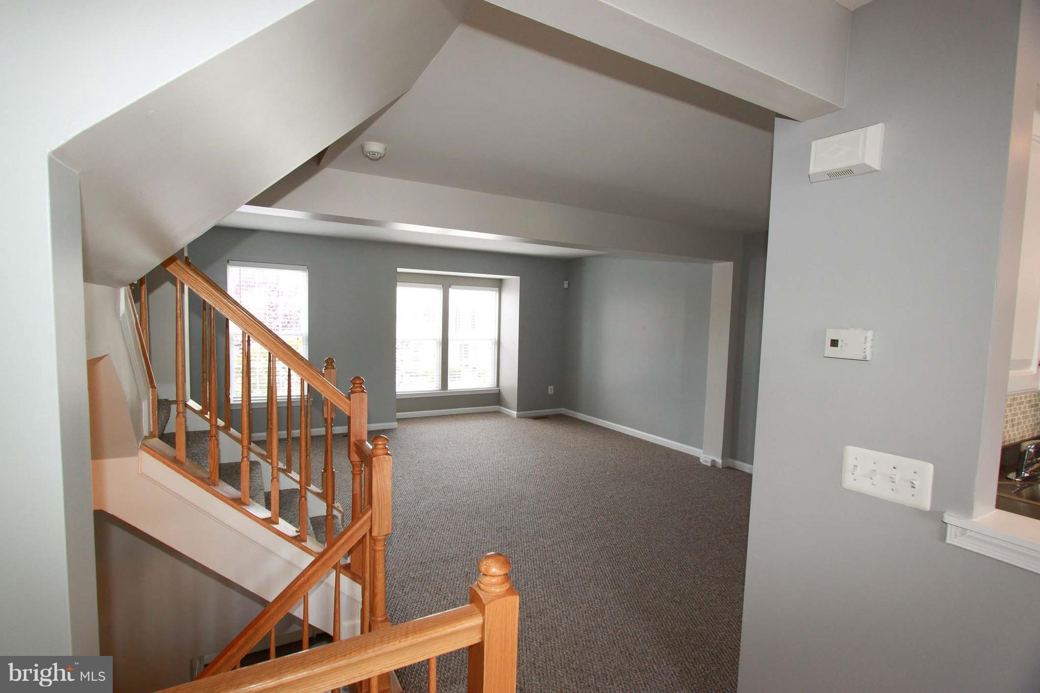 LAKELAND PLACE - Residential Lease