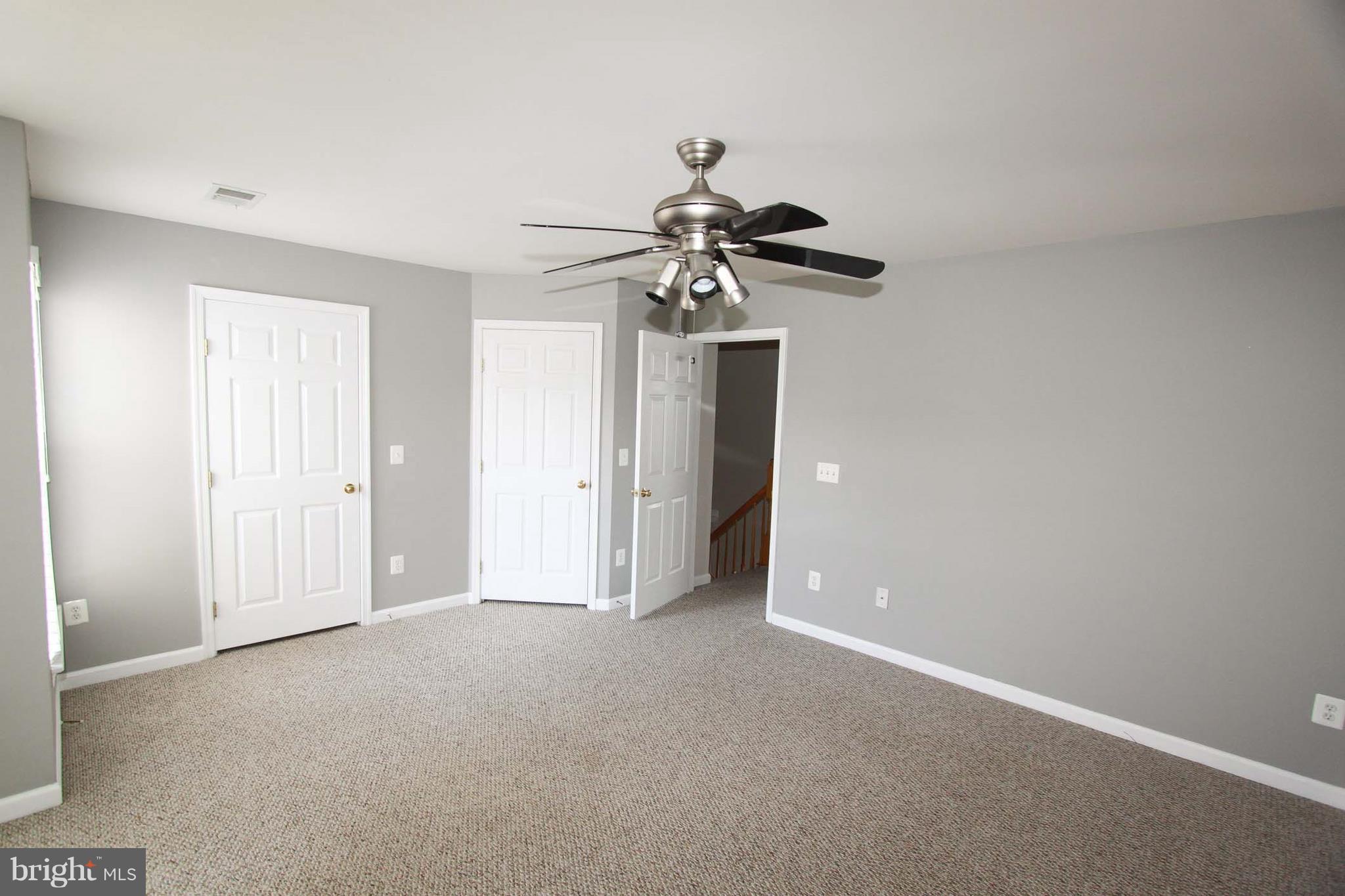 LAKELAND PLACE - Residential Lease