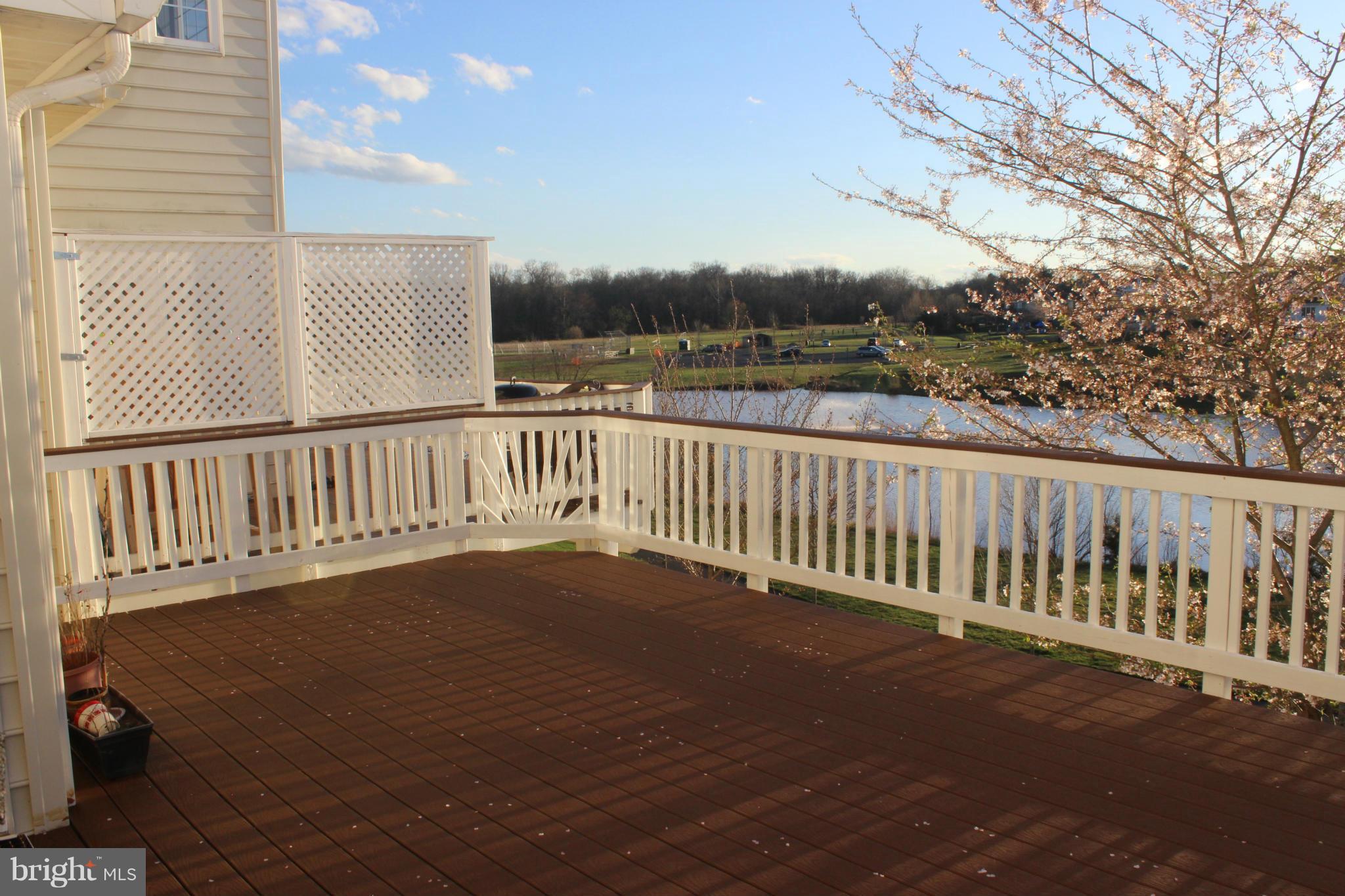 LOUDOUN VALLEY ESTATES - Residential Lease