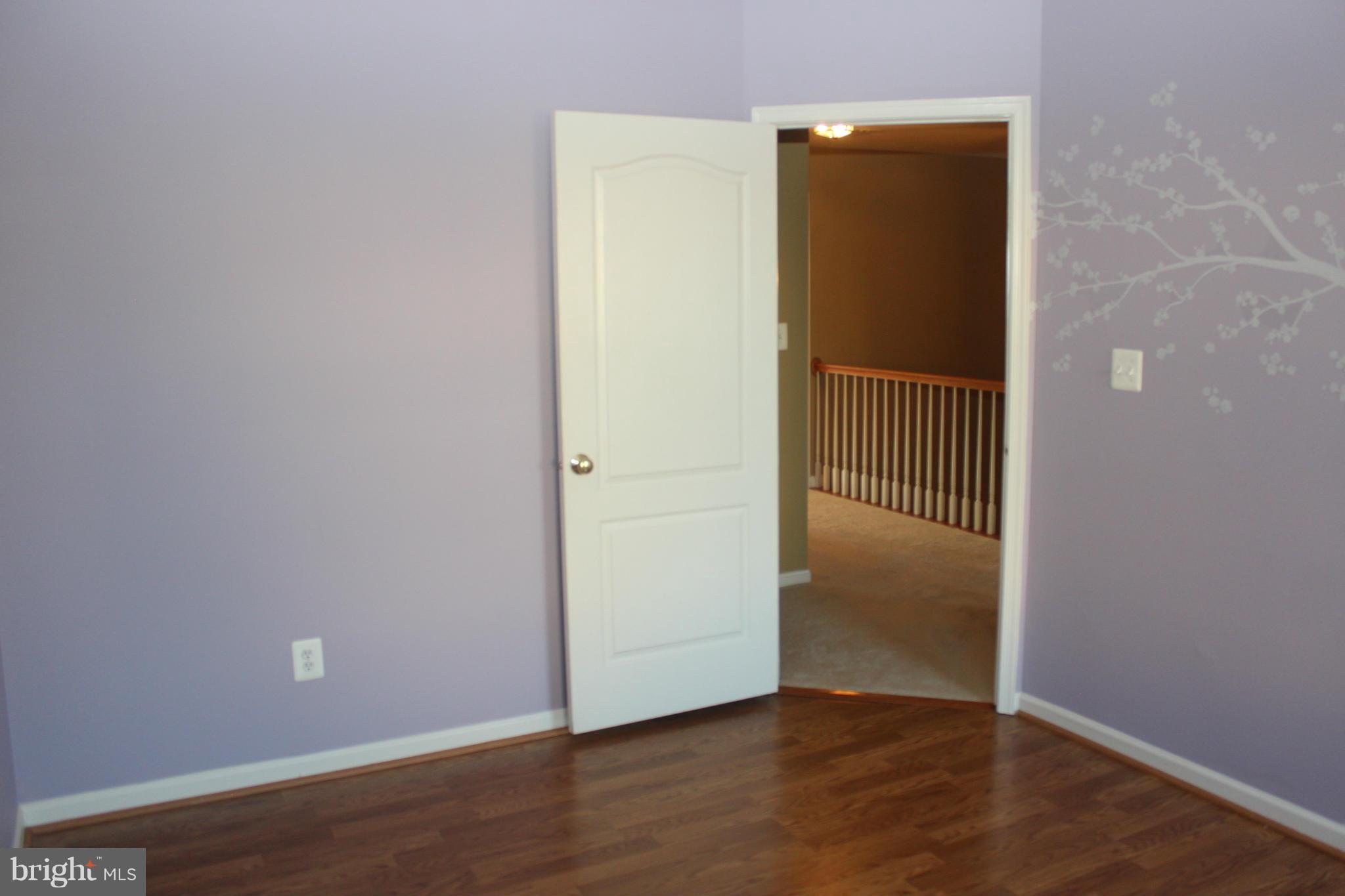 LOUDOUN VALLEY ESTATES - Residential Lease