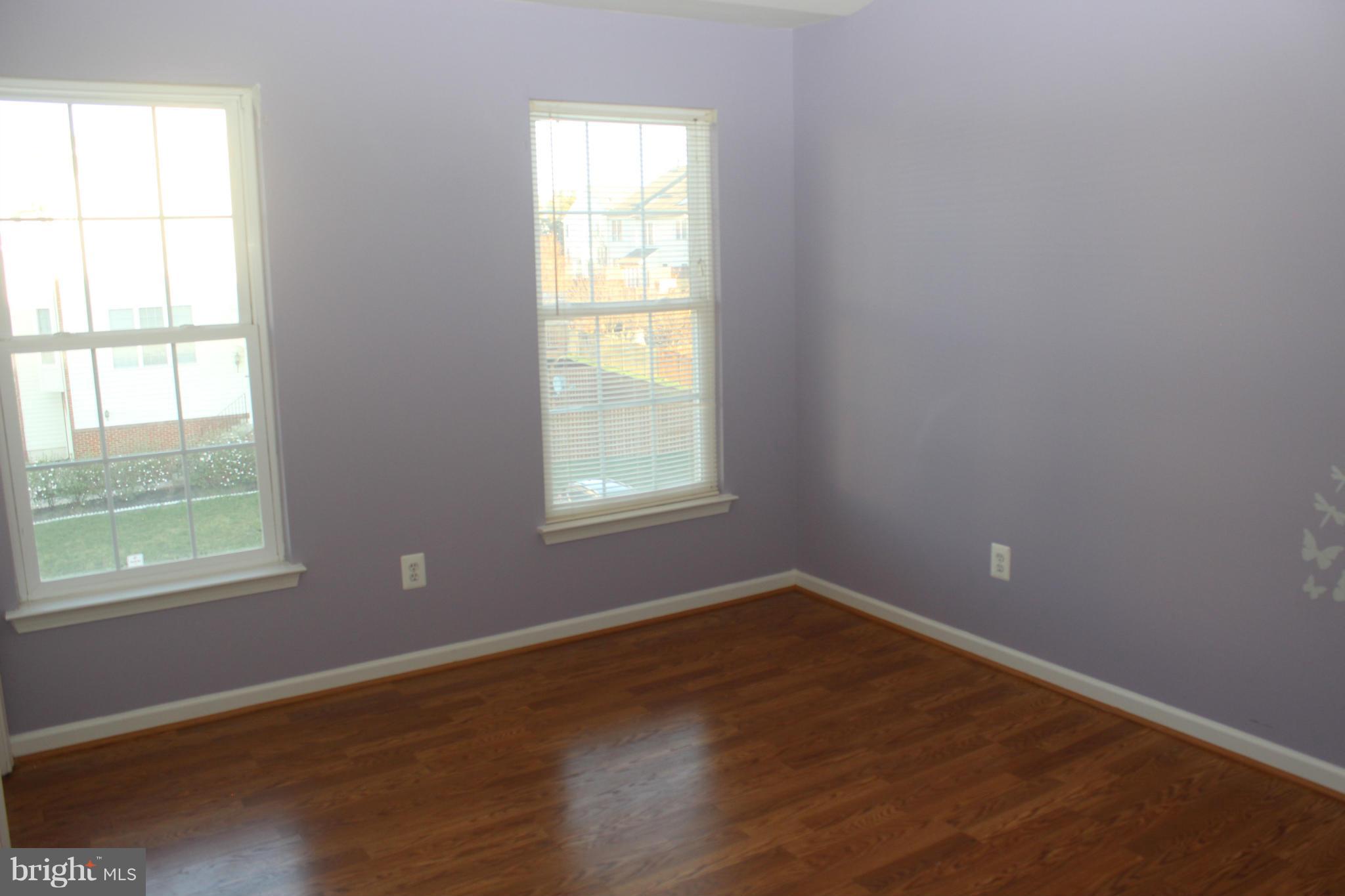 LOUDOUN VALLEY ESTATES - Residential Lease