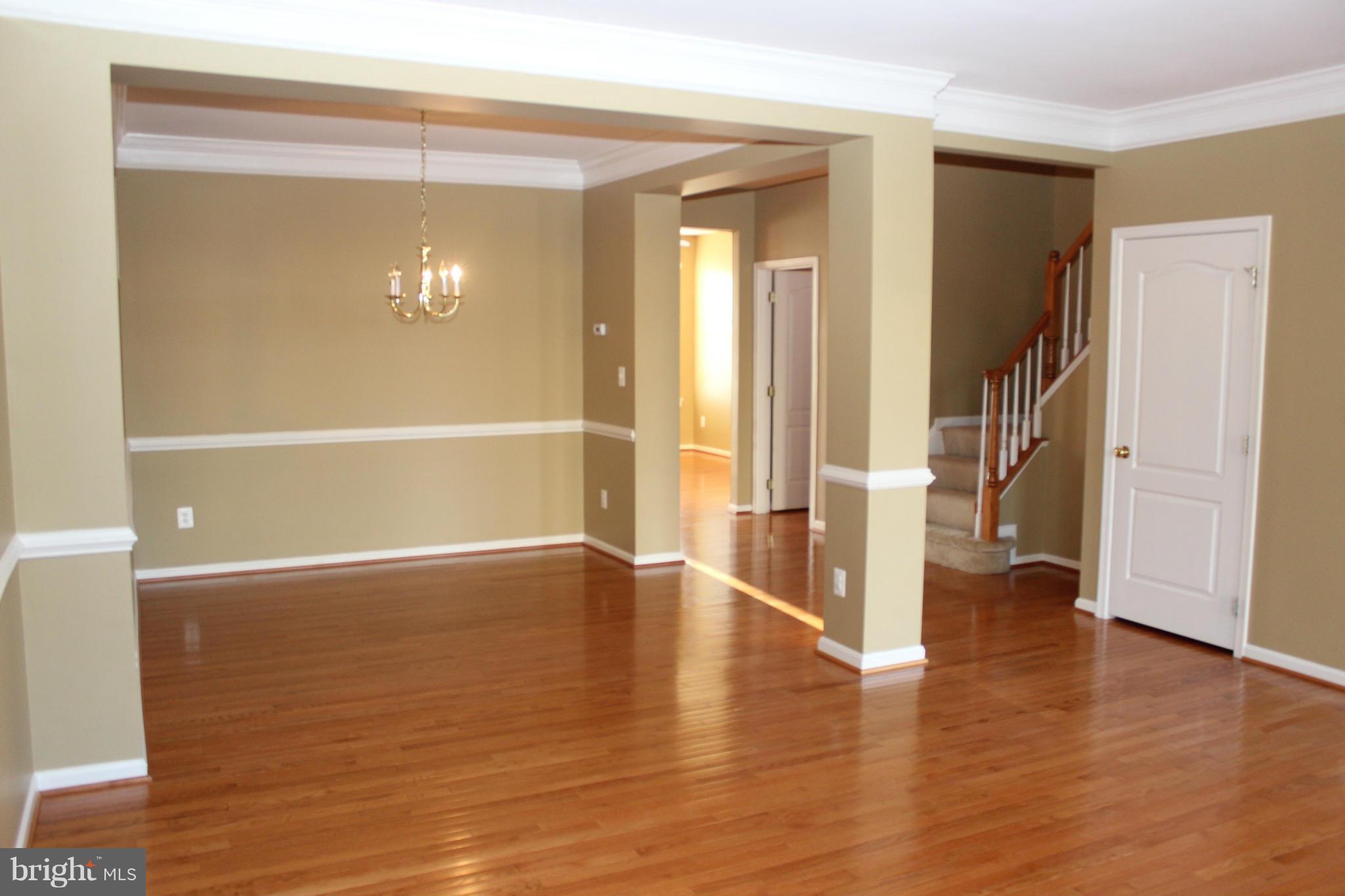 LOUDOUN VALLEY ESTATES - Residential Lease