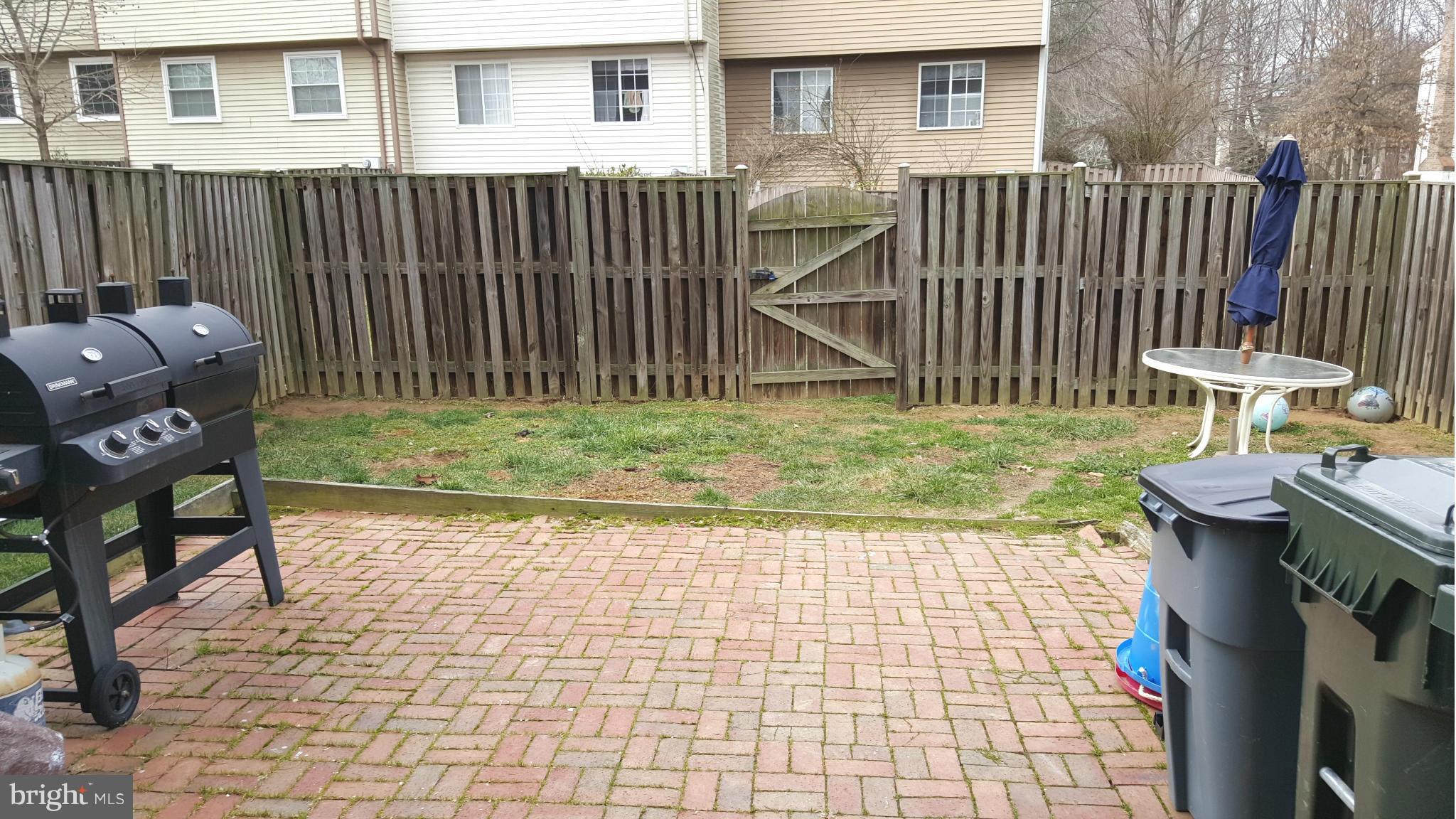 WHITFIELD GREEN - Residential