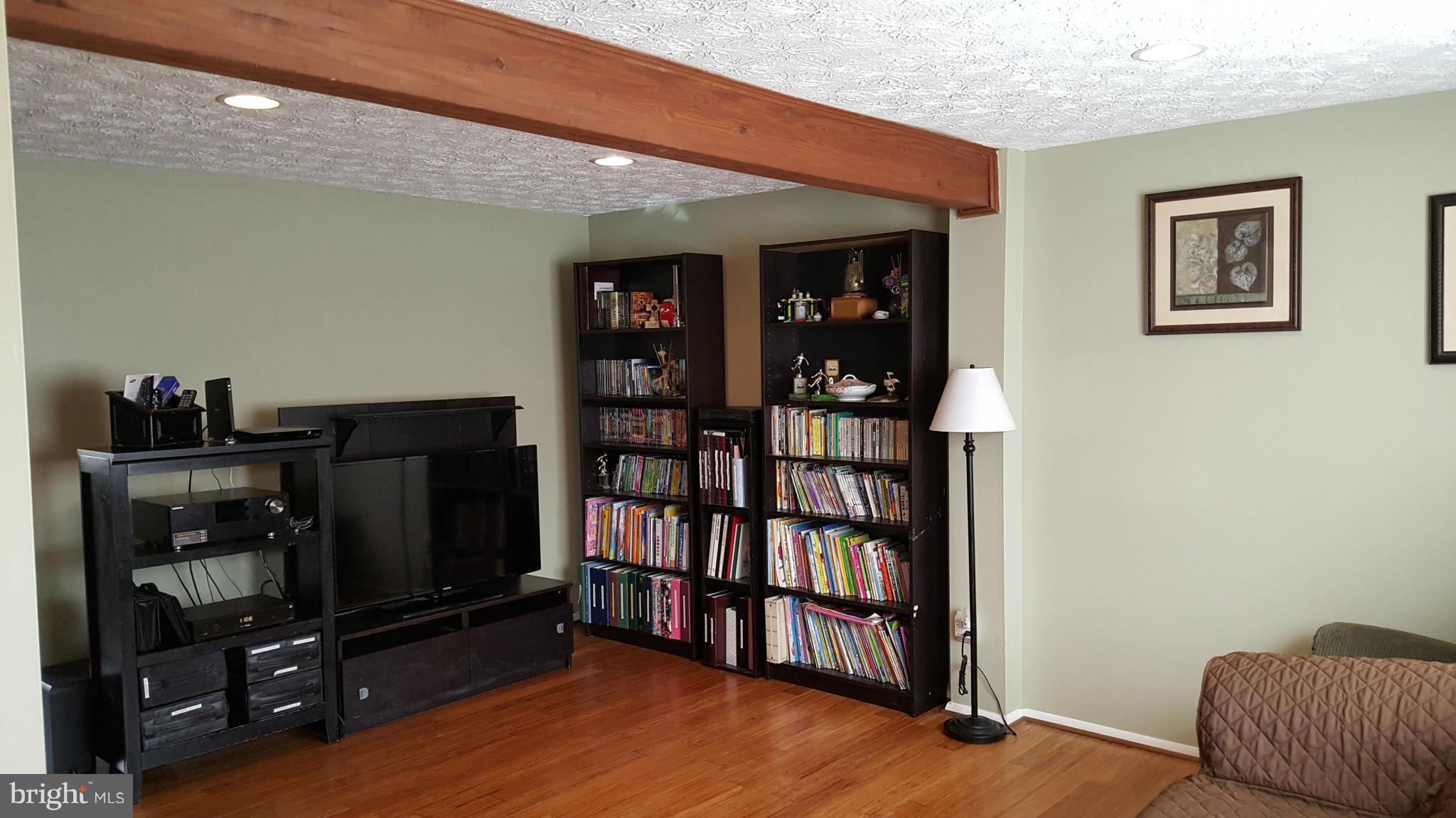 WHITFIELD GREEN - Residential