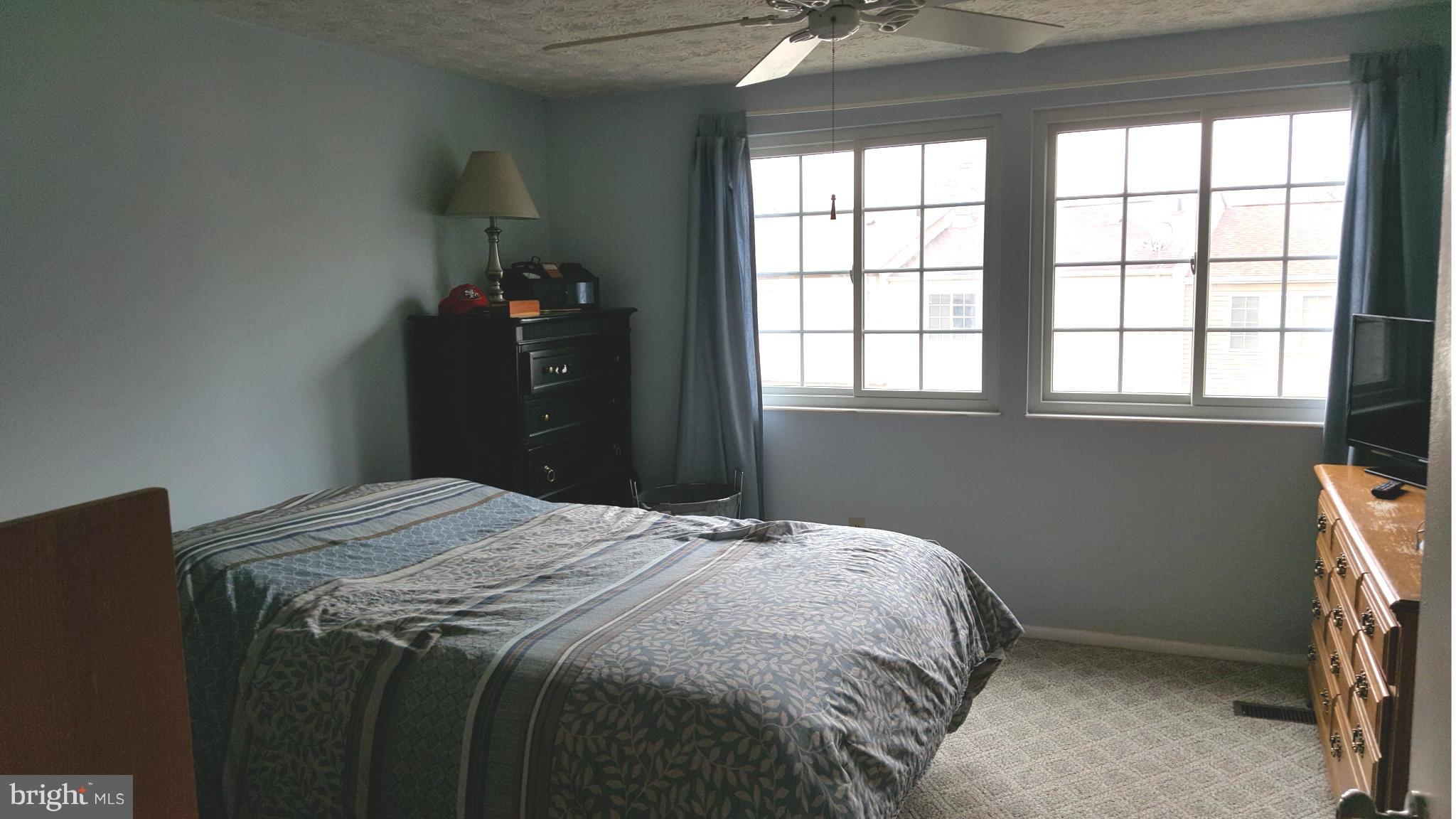 WHITFIELD GREEN - Residential