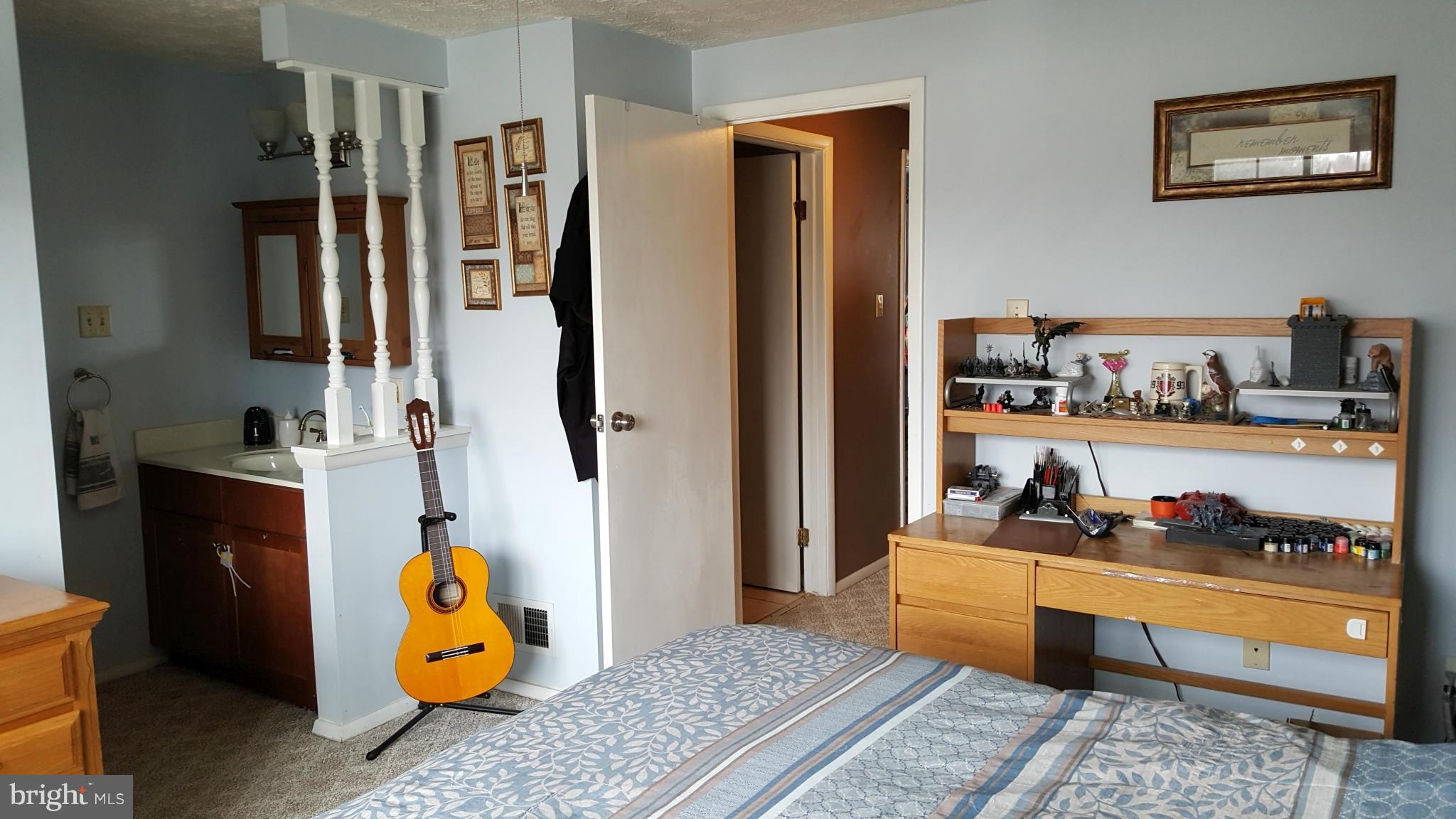 WHITFIELD GREEN - Residential