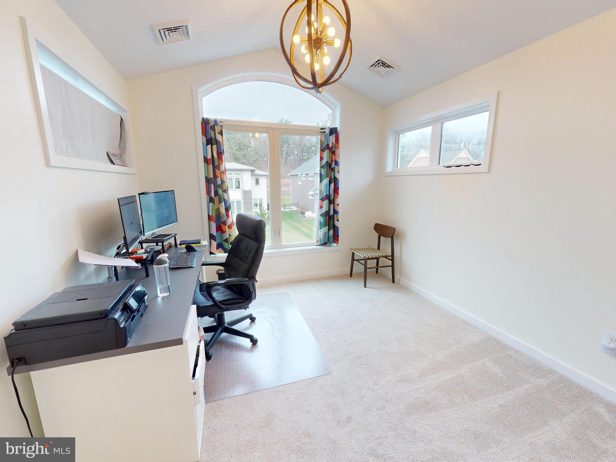 ROCKEY RIDGE - Residential