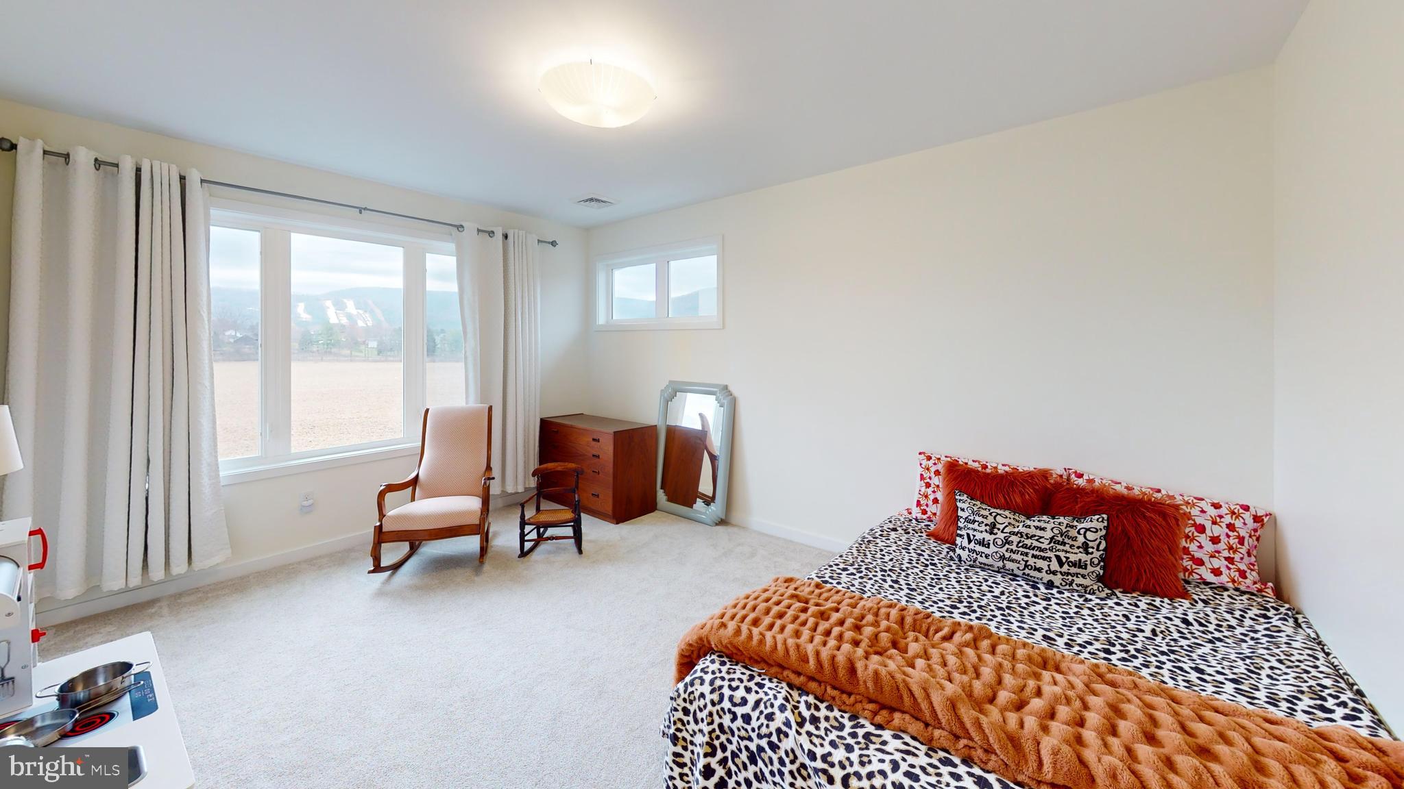 ROCKEY RIDGE - Residential