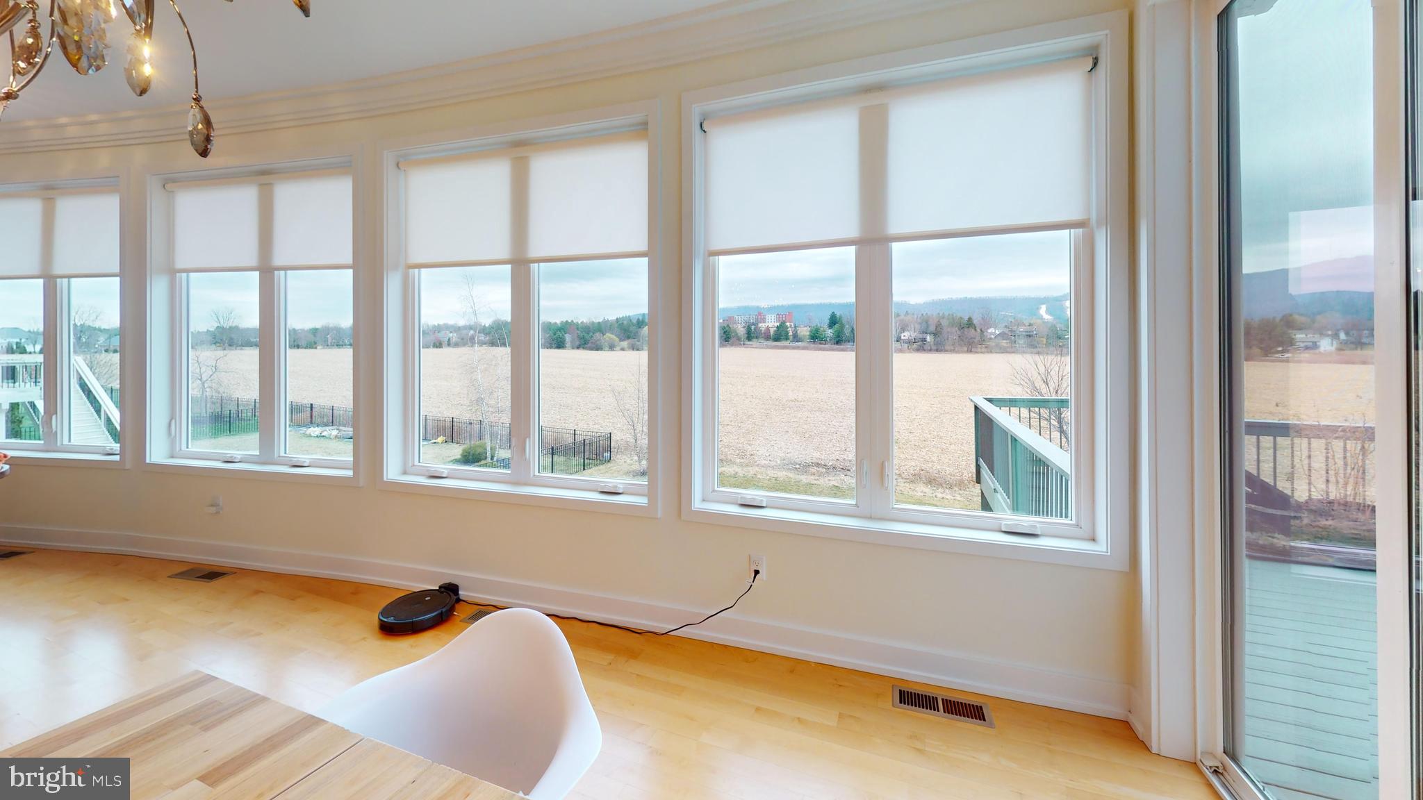 ROCKEY RIDGE - Residential