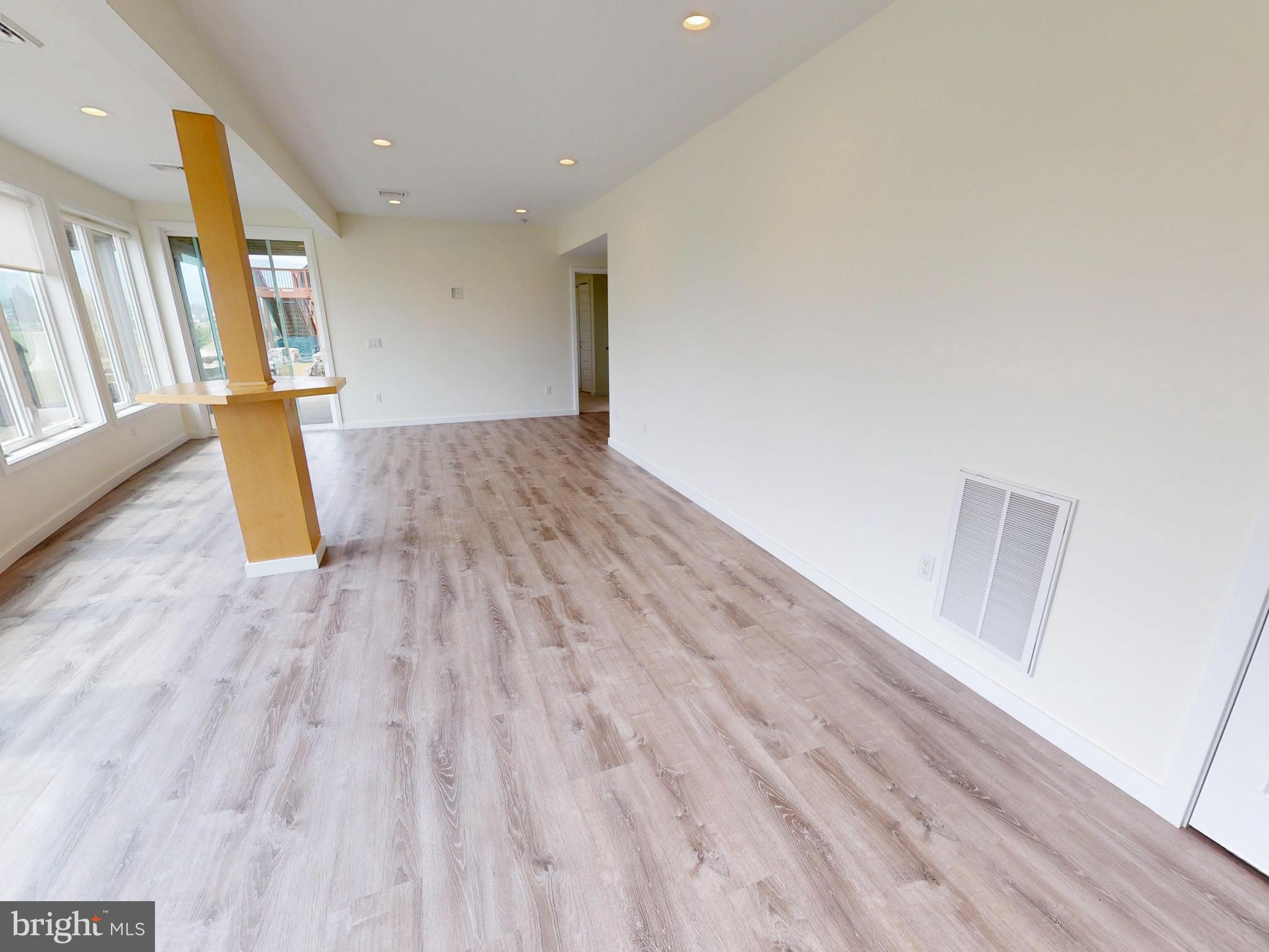 ROCKEY RIDGE - Residential