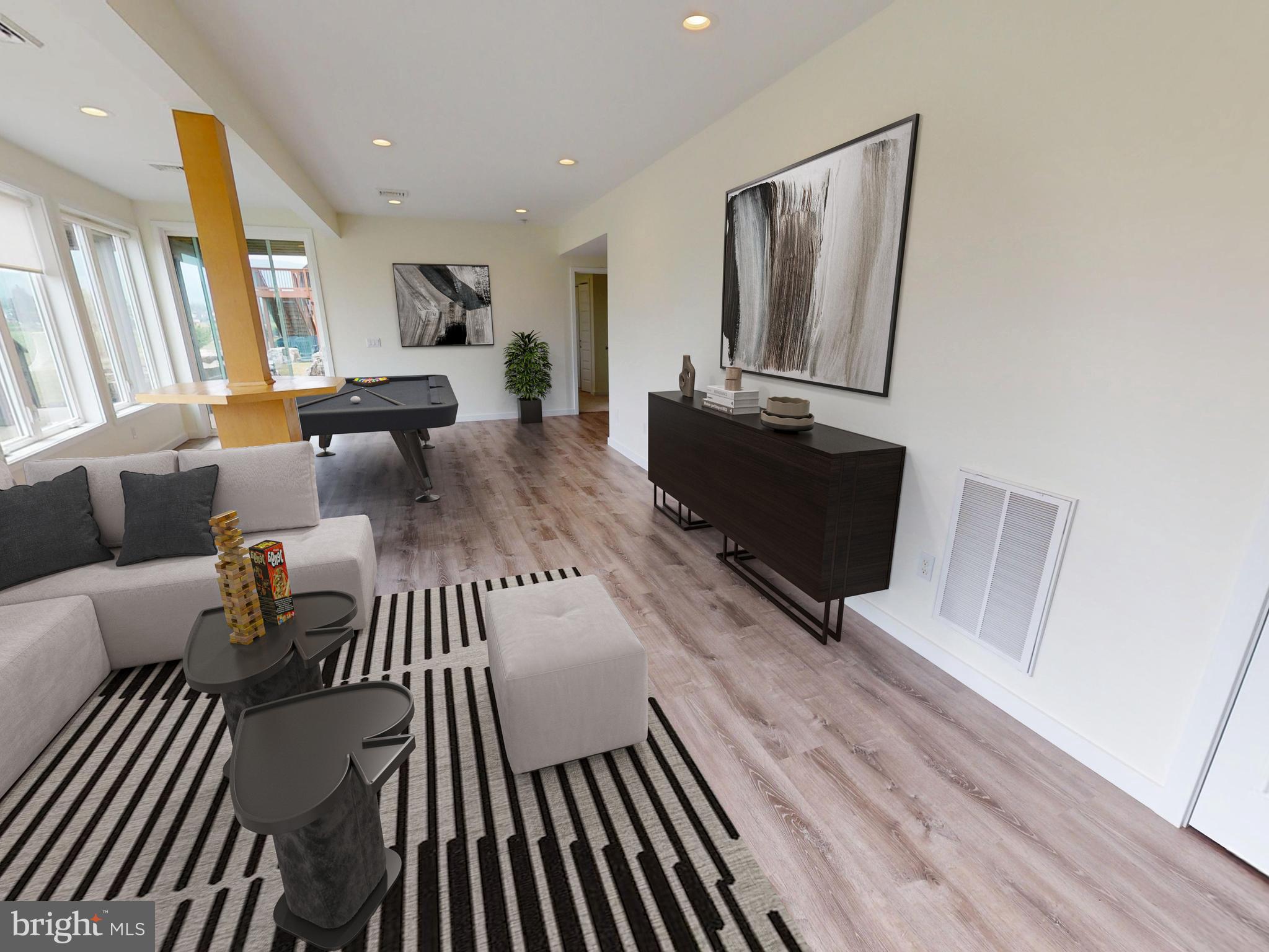 ROCKEY RIDGE - Residential