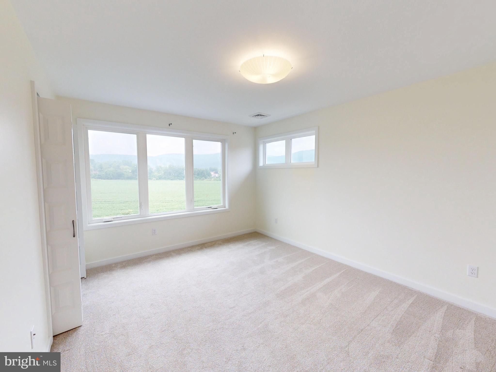 ROCKEY RIDGE - Residential