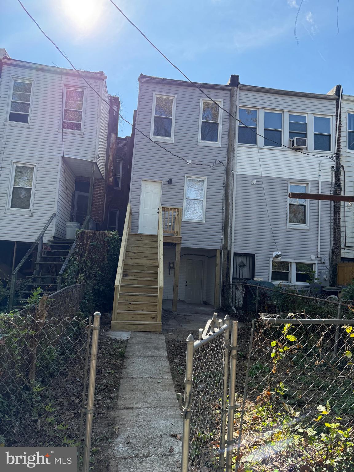 WINCHESTER - Residential