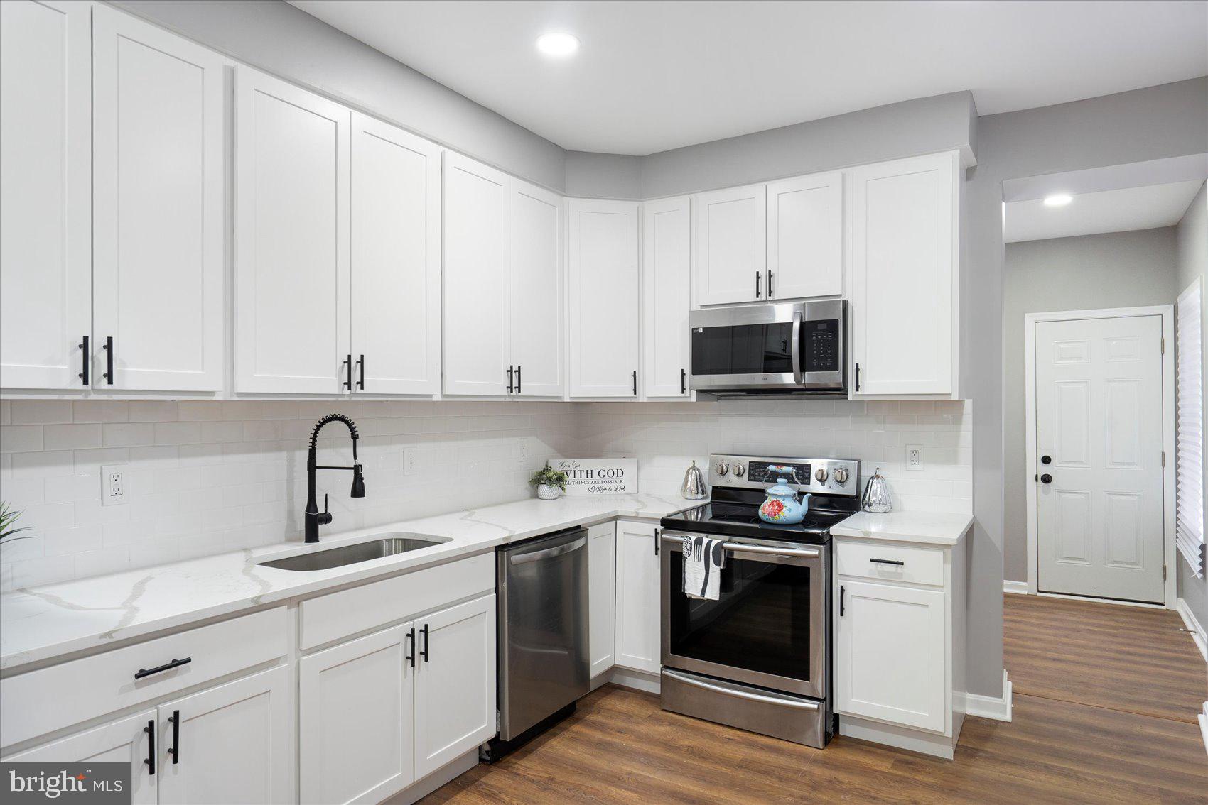 WINCHESTER - Residential