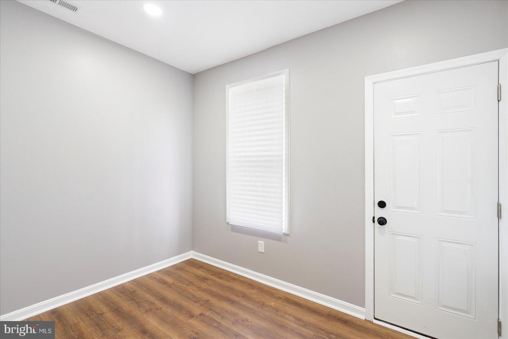 WINCHESTER - Residential